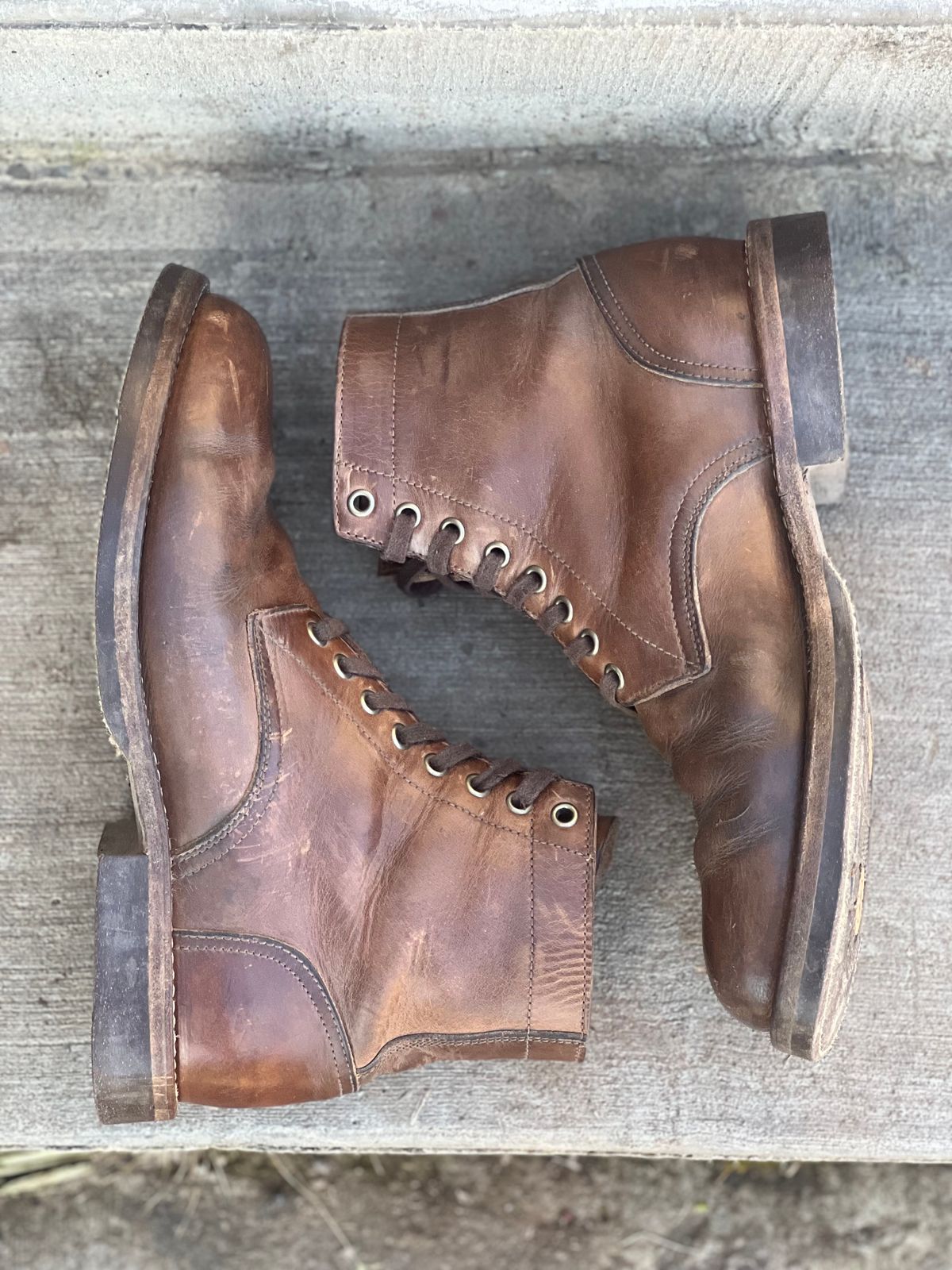 Photo by semperfi9119 on March 4, 2024 of the Oak Street Bootmakers Trench Boot in Horween Natural Chromexcel.