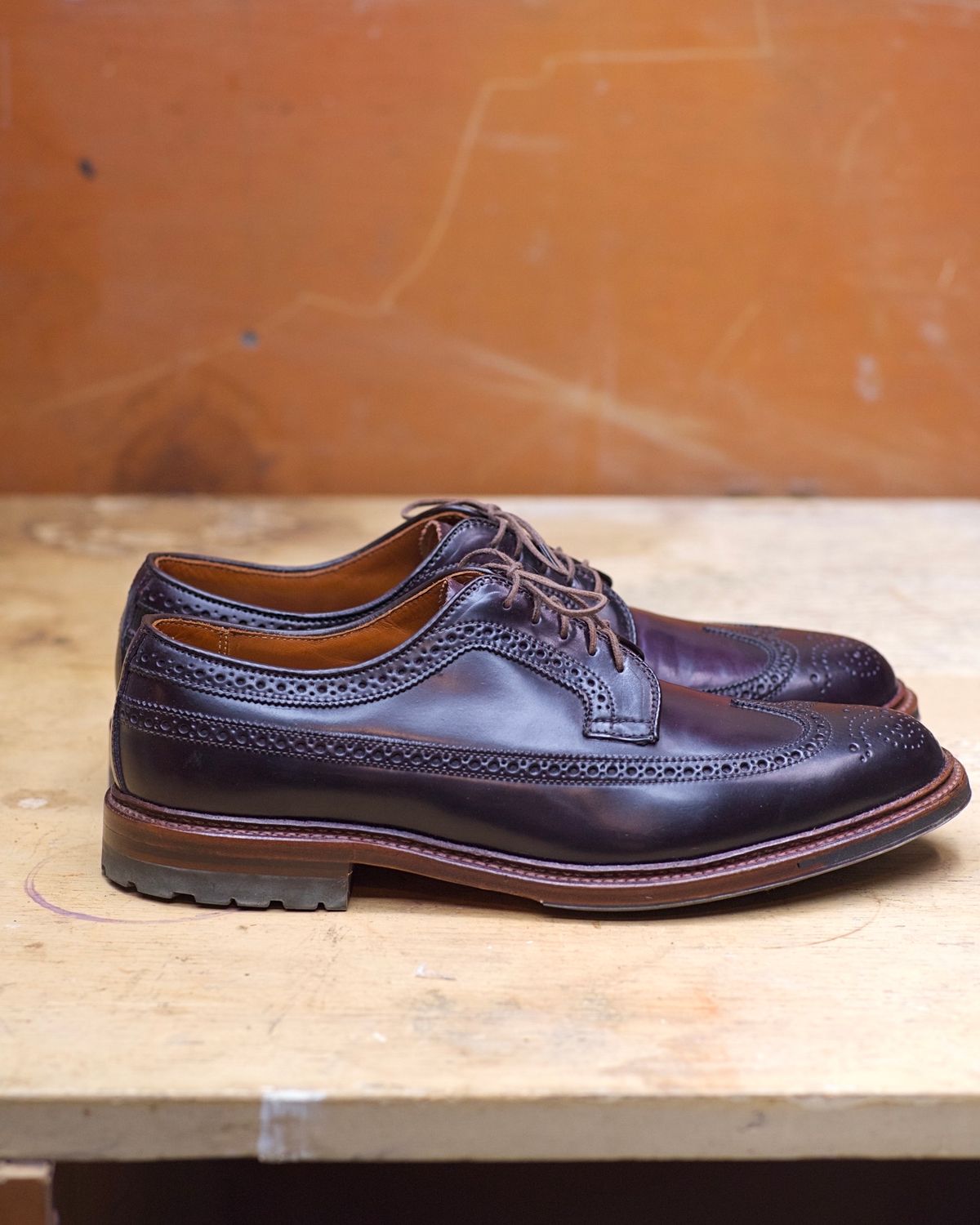 Photo by dontshineyourshoes on October 1, 2022 of the Alden Long Wing Blucher in Horween Color 8 Shell Cordovan.