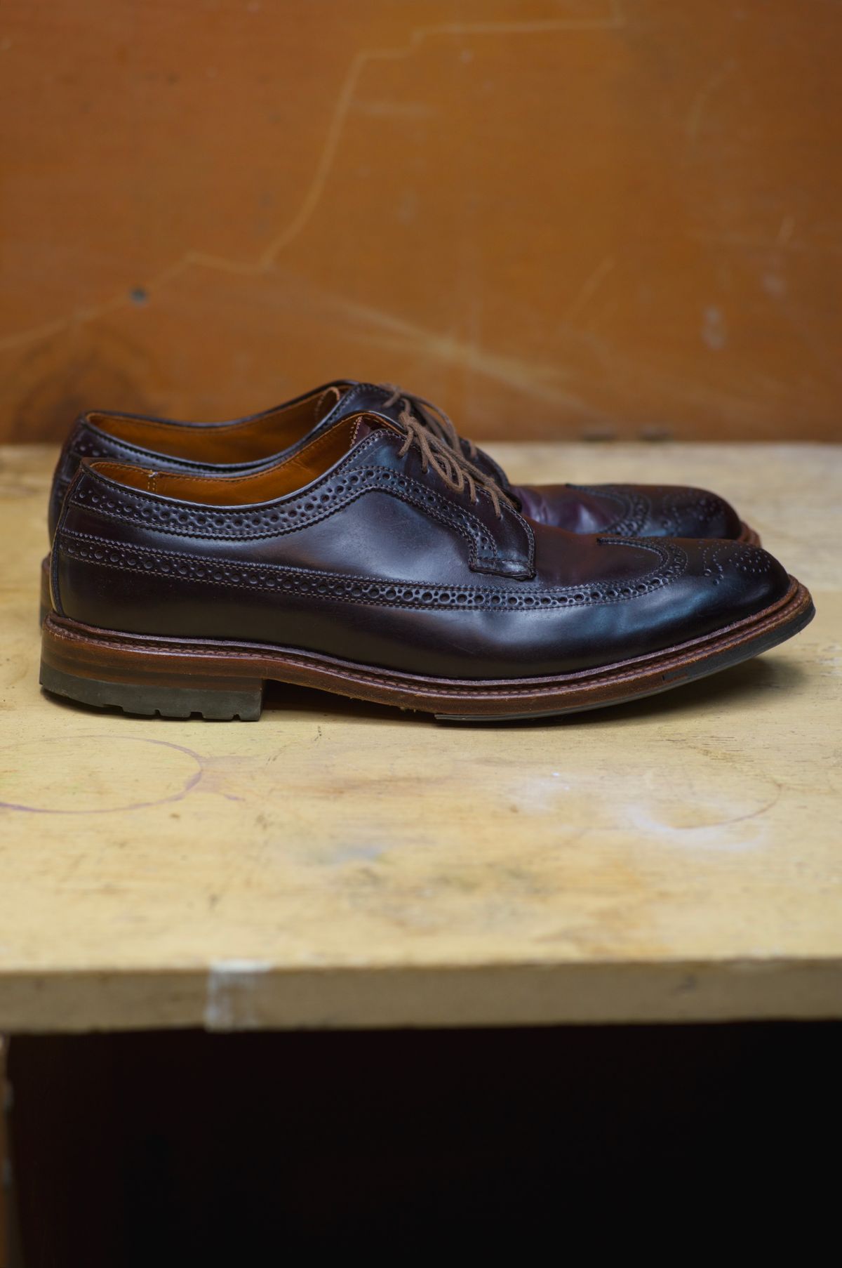 Photo by dontshineyourshoes on November 5, 2022 of the Alden Long Wing Blucher in Horween Color 8 Shell Cordovan.