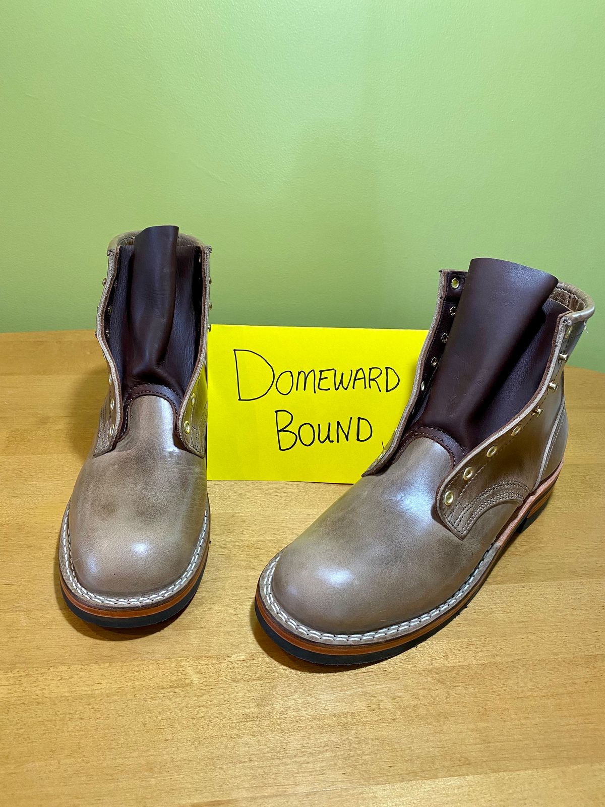 Photo by Gohilboots on October 1, 2023 of the Nicks MTO in Horween Natural Chromexcel.