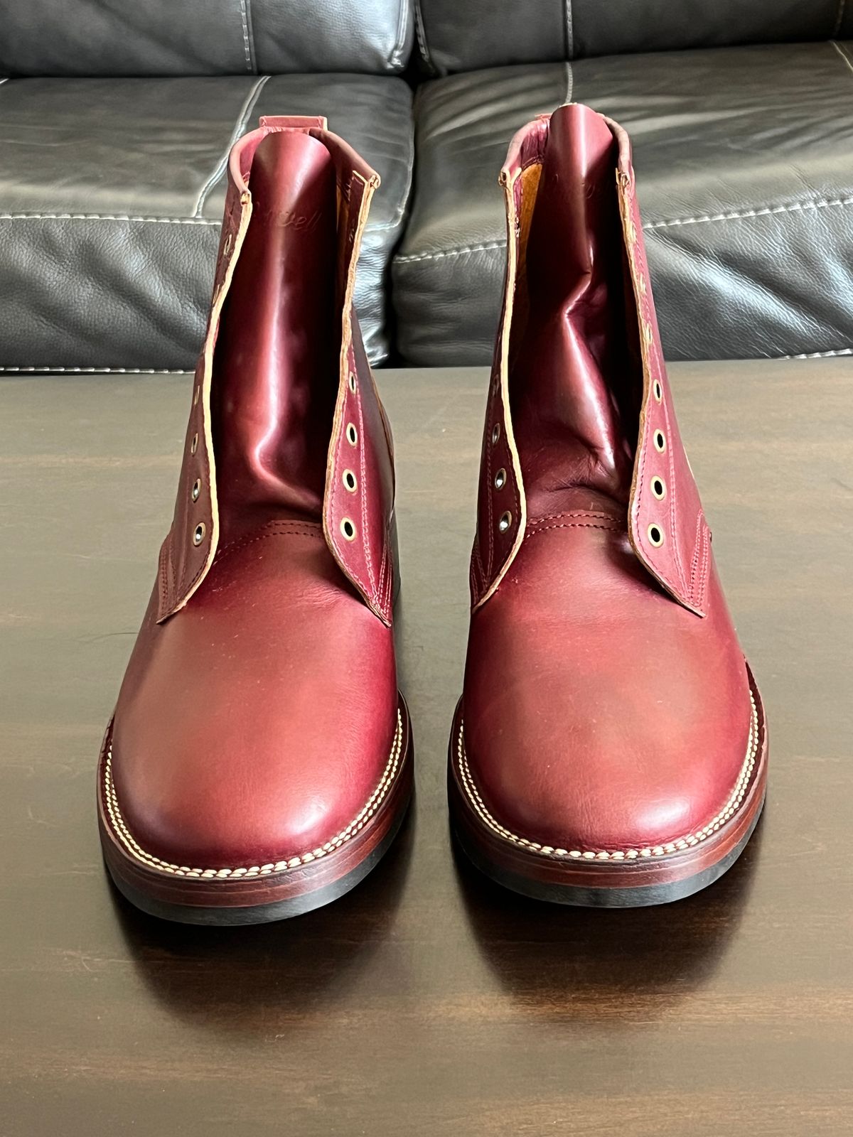 Photo by OldManSteez on November 1, 2024 of the Caswell Boot Company Garrett in Gallun Burgundy Viking Calf.