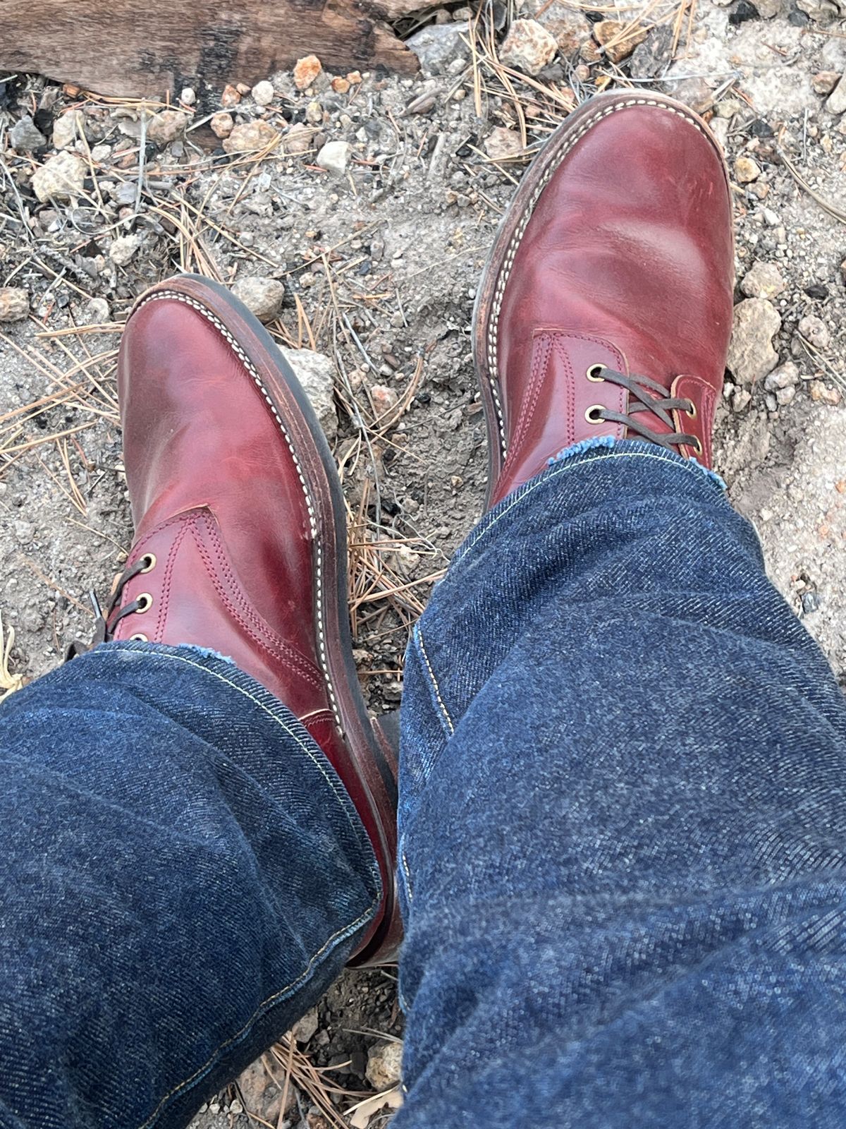 Photo by OldManSteez on January 6, 2025 of the Caswell Boot Company Garrett in Gallun Burgundy Viking Calf.