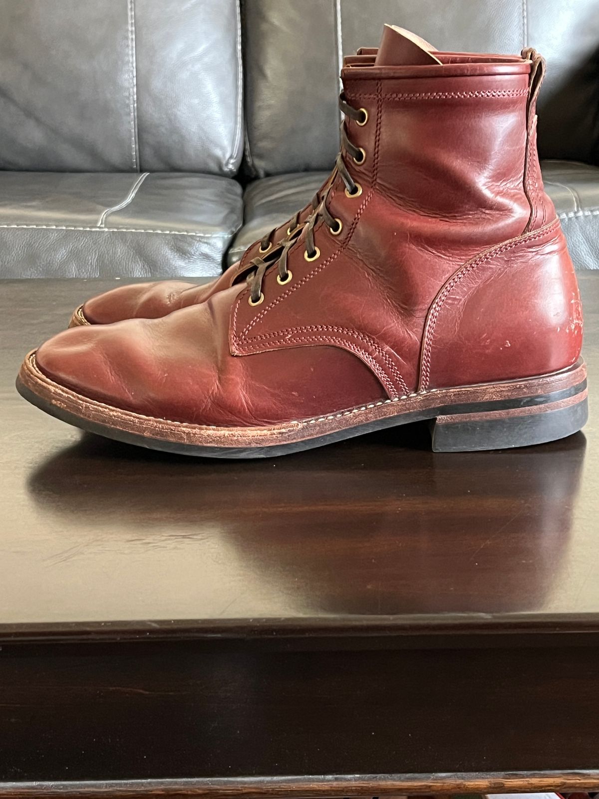 Photo by OldManSteez on February 1, 2025 of the Caswell Boot Company Garrett in Gallun Burgundy Viking Calf.