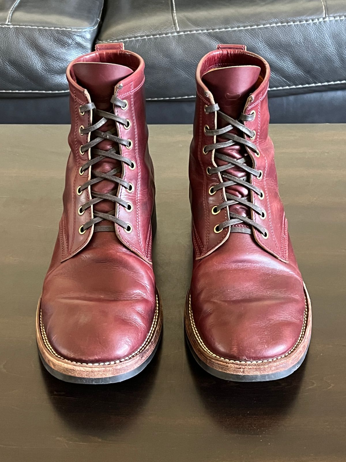 Photo by OldManSteez on April 4, 2025 of the Caswell Boot Company Garrett in Gallun Burgundy Viking Calf.
