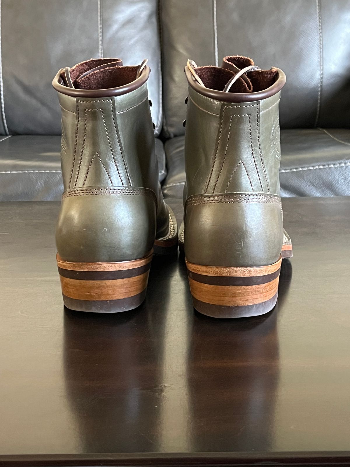 Photo by OldManSteez on September 15, 2024 of the Frank's Boots Wilshire in Maryam Olive TPR Horsehide.