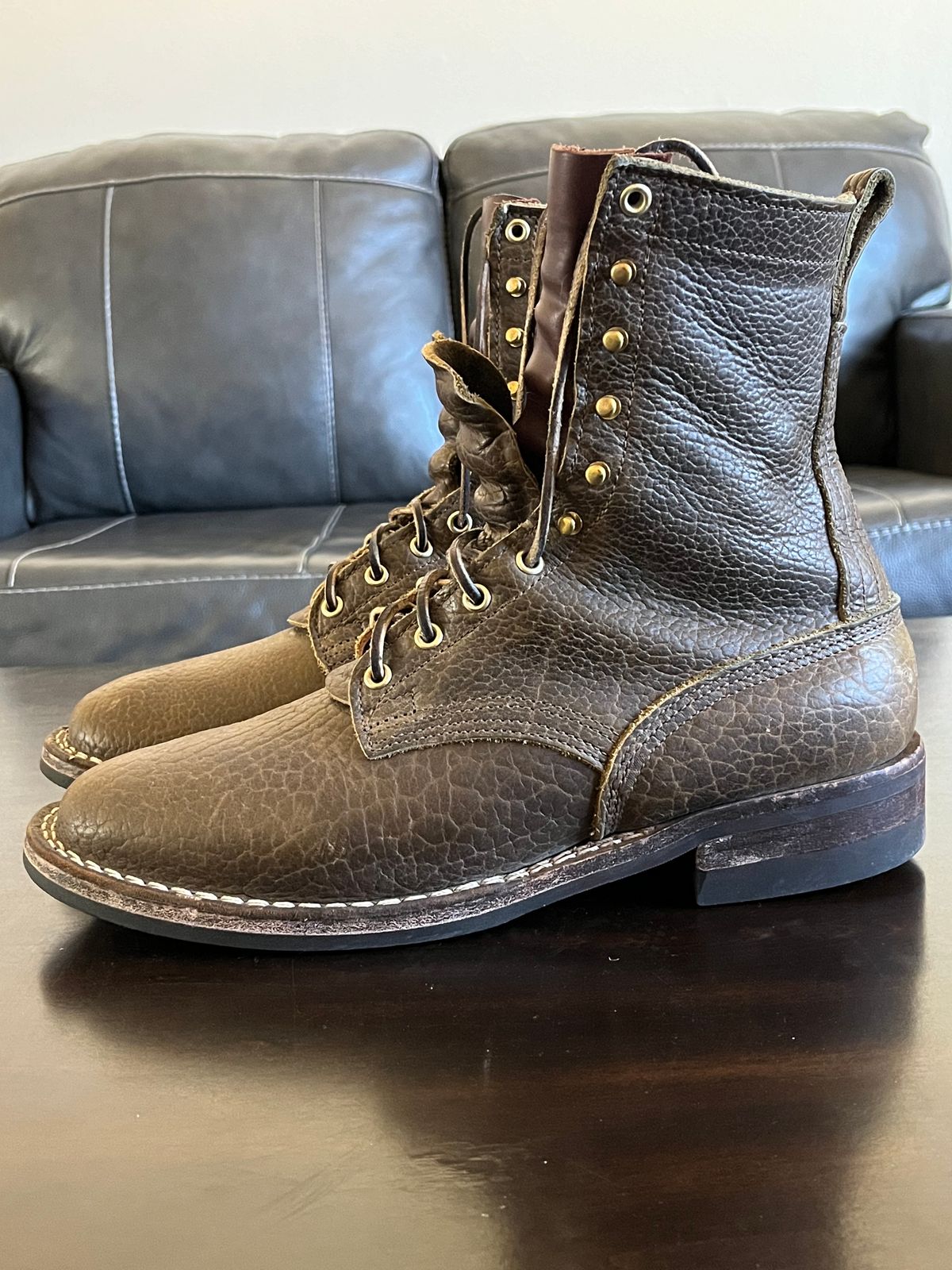 Photo by OldManSteez on January 1, 2024 of the Nicks Lace Up Heritage in Law Tanning Olive Smooth Shruken Bison.