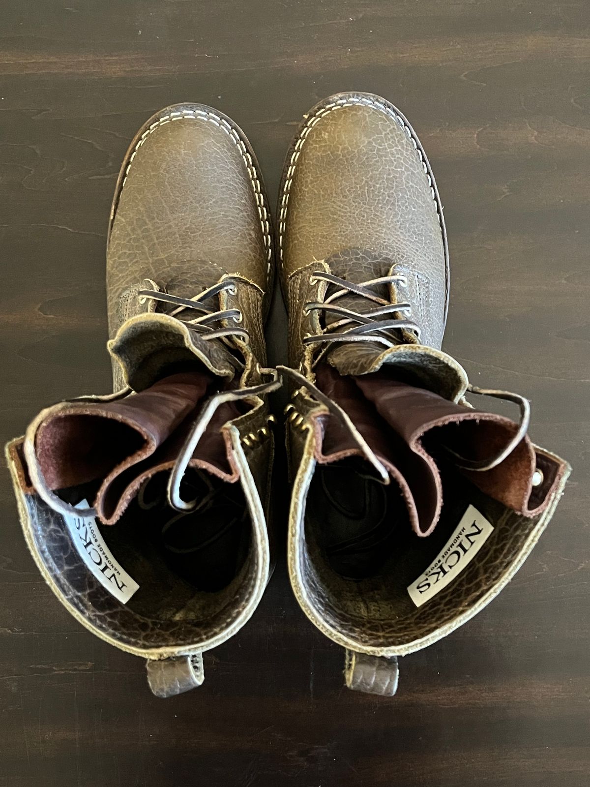 Photo by OldManSteez on January 1, 2024 of the Nicks Lace Up Heritage in Law Tanning Olive Smooth Shruken Bison.
