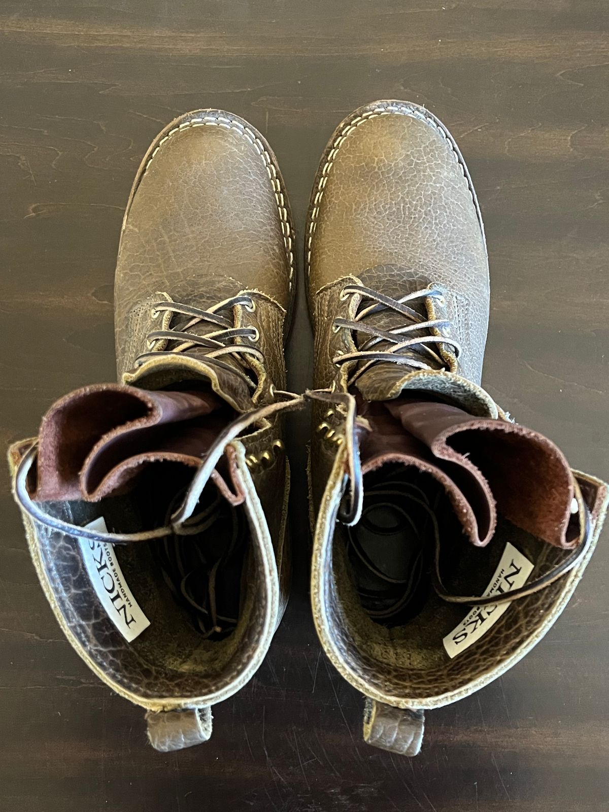 Photo by OldManSteez on March 2, 2024 of the Nicks Lace Up Heritage in Law Tanning Olive Smooth Shruken Bison.