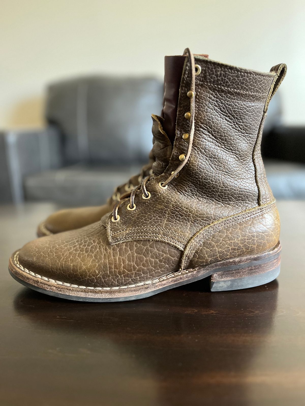 Photo by OldManSteez on April 1, 2024 of the Nicks Lace Up Heritage in Law Tanning Olive Smooth Shruken Bison.