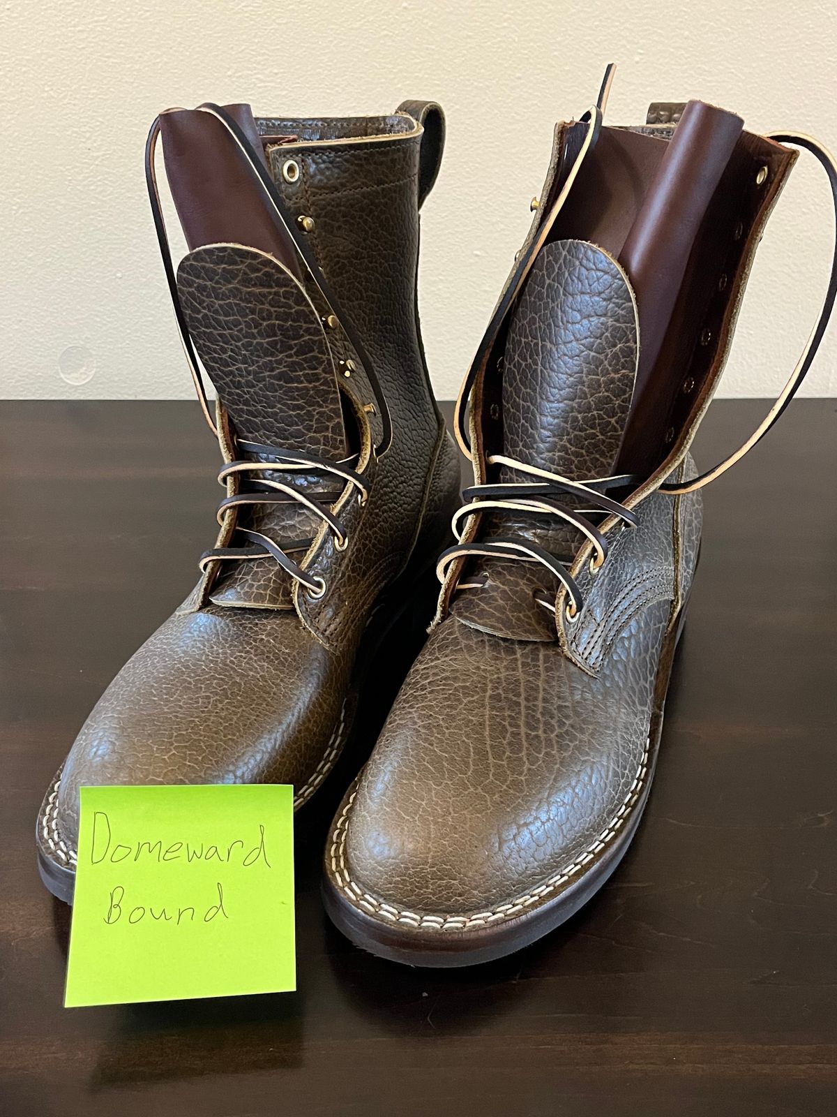 Photo by OldManSteez on October 1, 2023 of the Nicks Lace Up Heritage in Law Tanning Olive Smooth Shruken Bison.