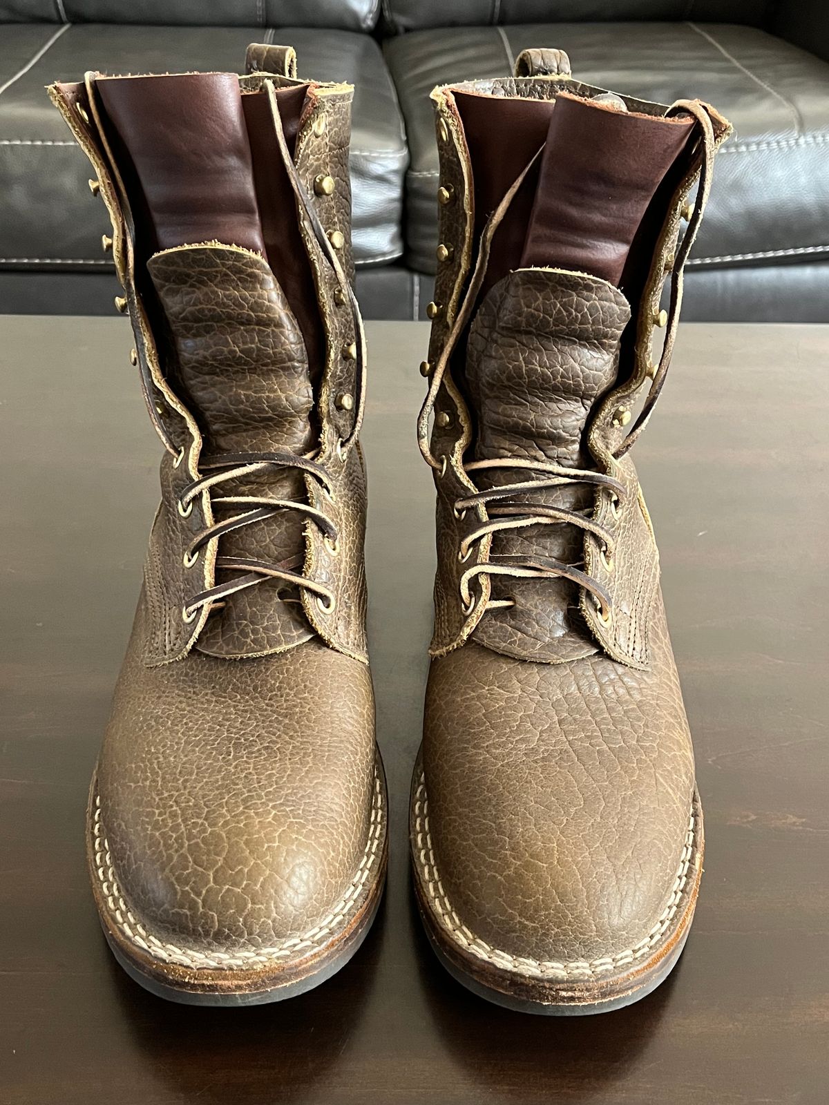 Photo by OldManSteez on November 1, 2023 of the Nicks Lace Up Heritage in Law Tanning Olive Smooth Shruken Bison.