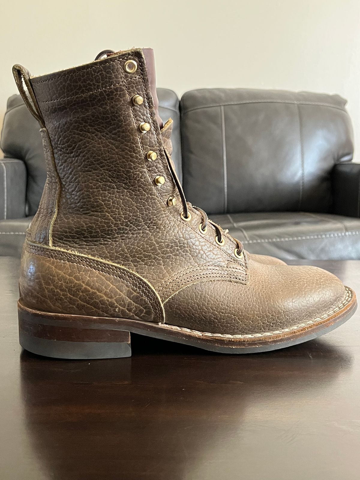 Photo by OldManSteez on November 1, 2023 of the Nicks Lace Up Heritage in Law Tanning Olive Smooth Shruken Bison.