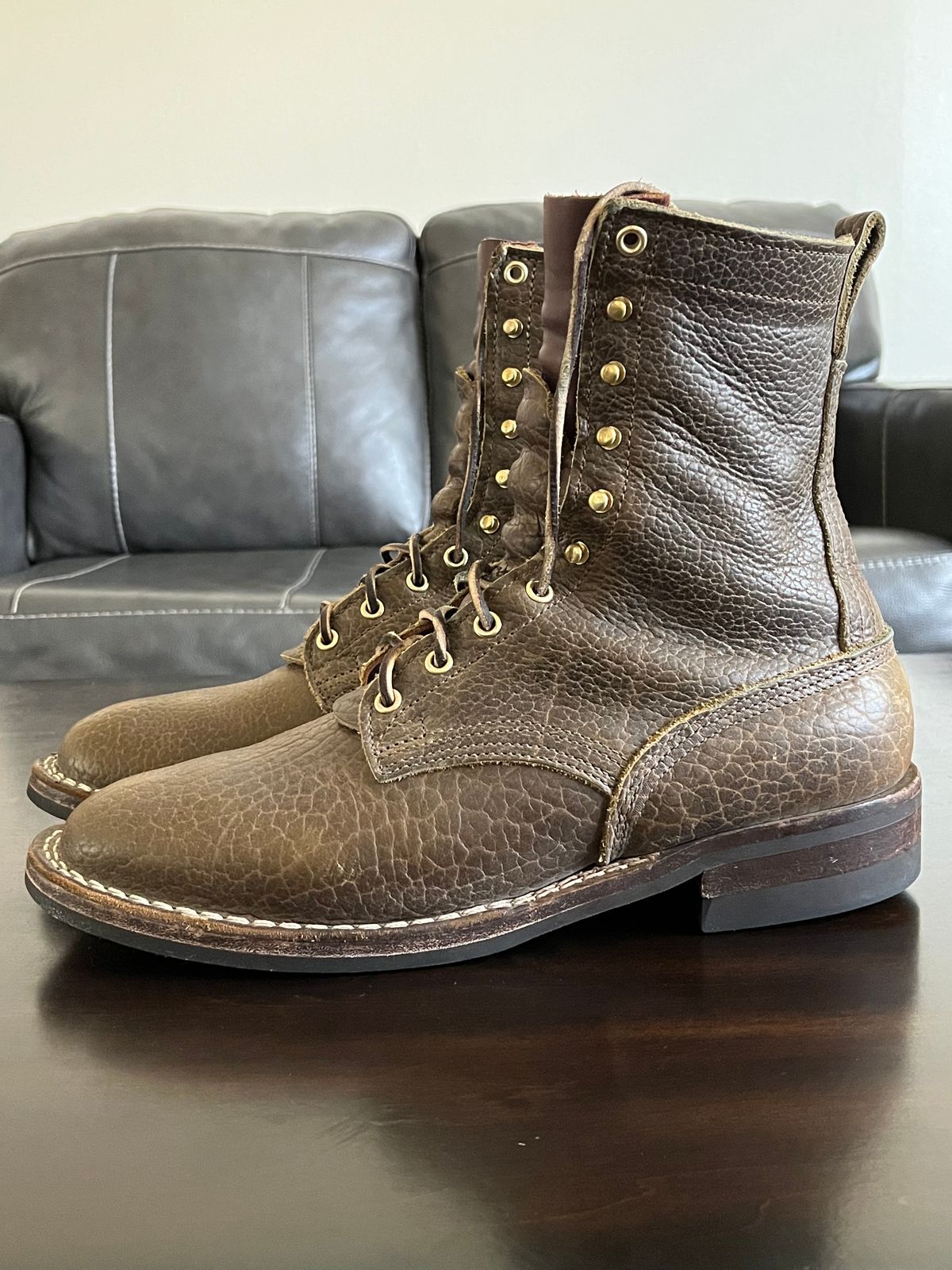 Photo by OldManSteez on December 1, 2023 of the Nicks Lace Up Heritage in Law Tanning Olive Smooth Shruken Bison.