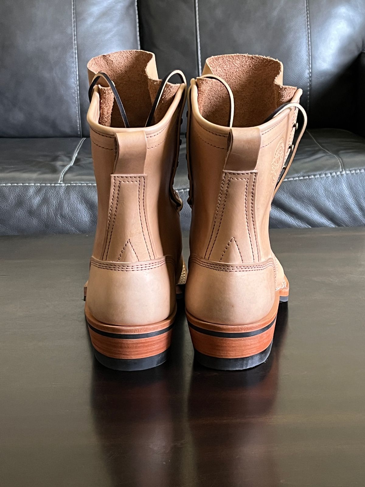 Photo by OldManSteez on September 28, 2025 of the Frank's Boots Wilshire in J&FJ Baker Natural Oak Bark Tanned Harness.