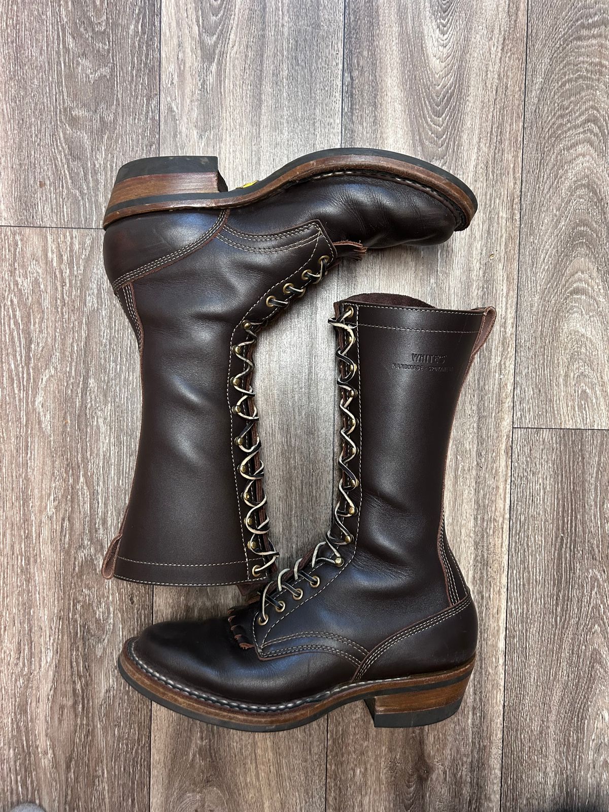 Photo by even on March 9, 2026 of the White's Smokejumper in Seidel Brown Dress.