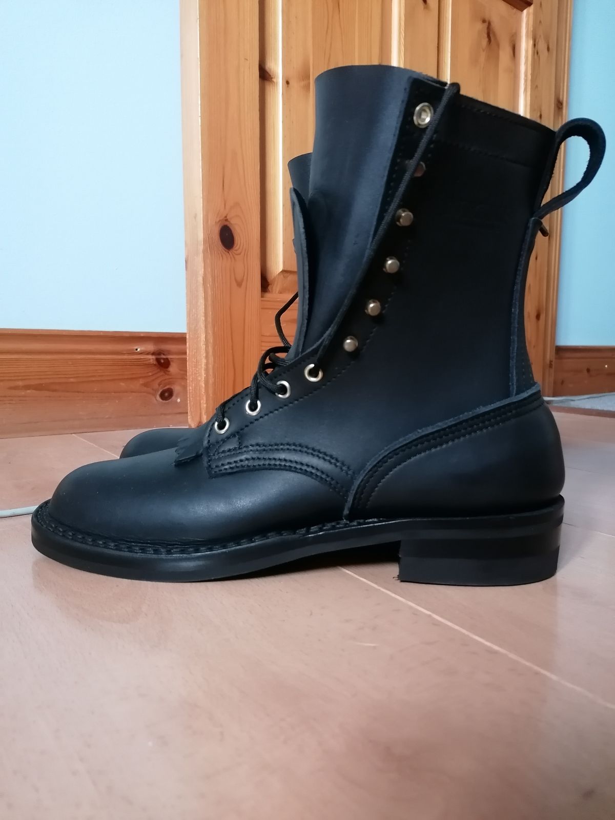 Photo by fitzyfoo on November 1, 2022 of the Nicks Ranger in Black Heavy Duty.