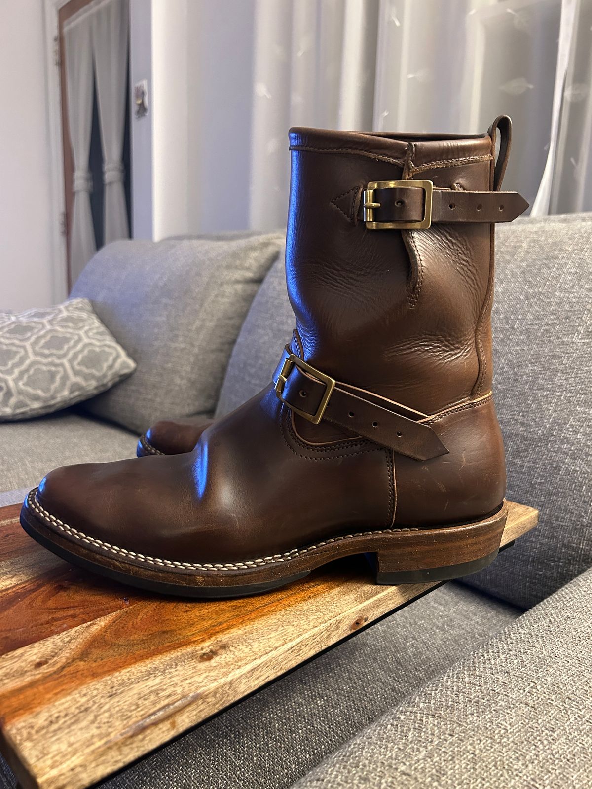 Photo by Daniel.S.Latham on December 6, 2024 of the Viberg Engineer in Horween Brown Chromexcel Horsebutt.