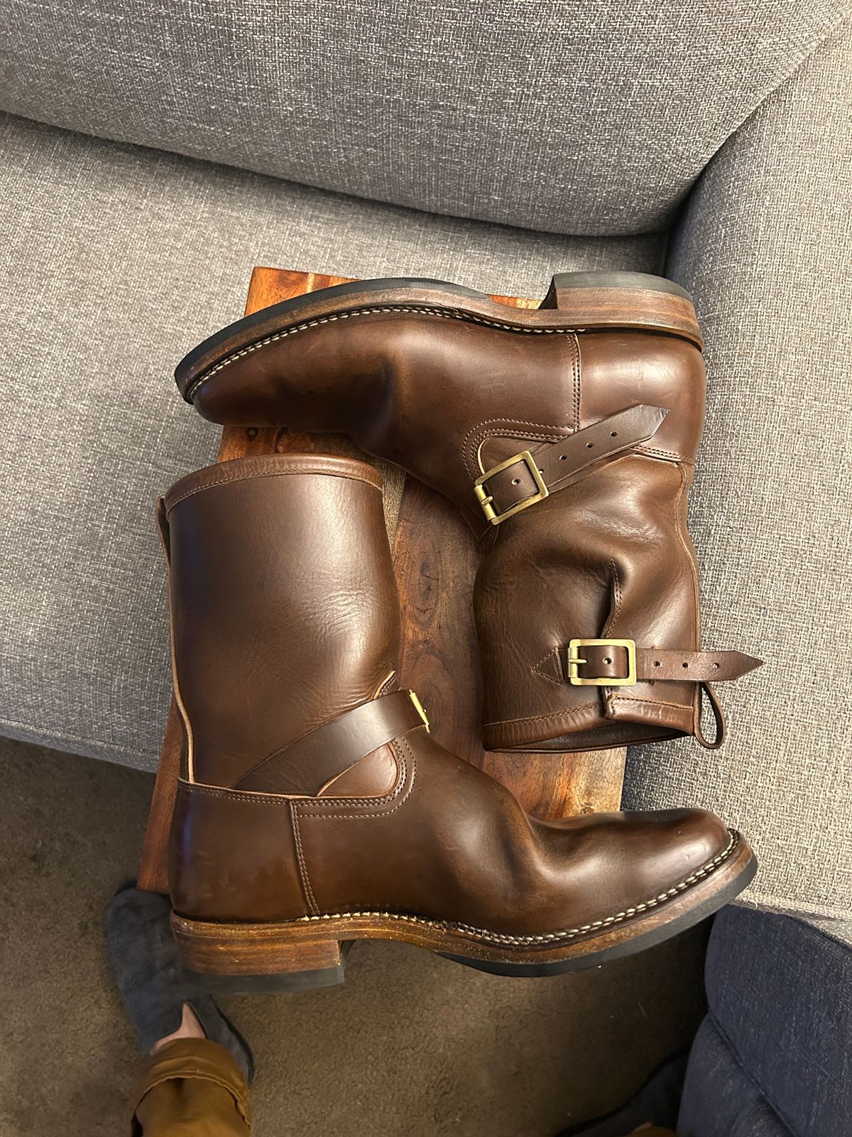 Photo by Daniel.S.Latham on December 6, 2024 of the Viberg Engineer in Horween Brown Chromexcel Horsebutt.