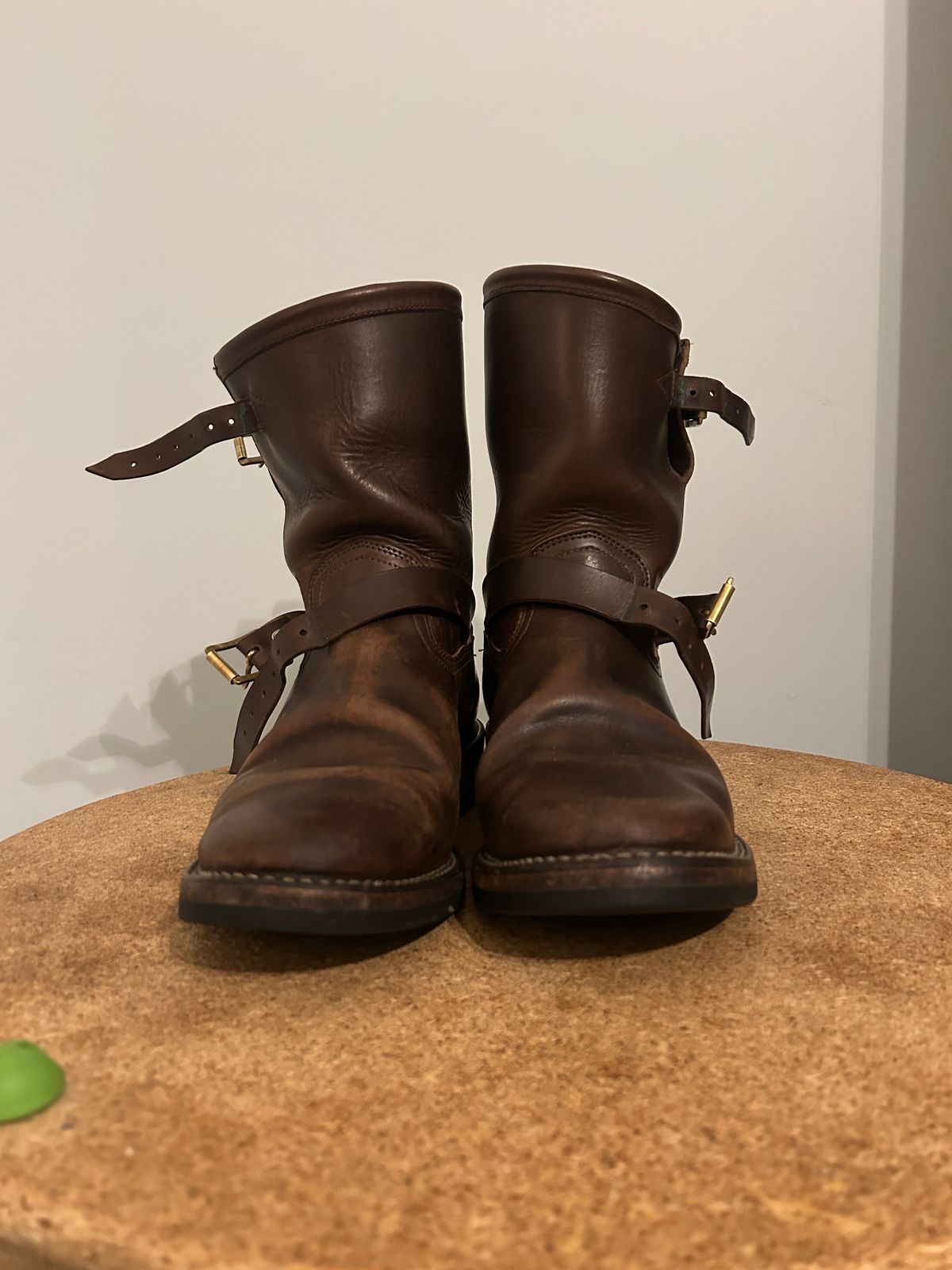 Photo by Daniel.S.Latham on March 6, 2025 of the Viberg Engineer in Horween Brown Chromexcel Horsebutt.