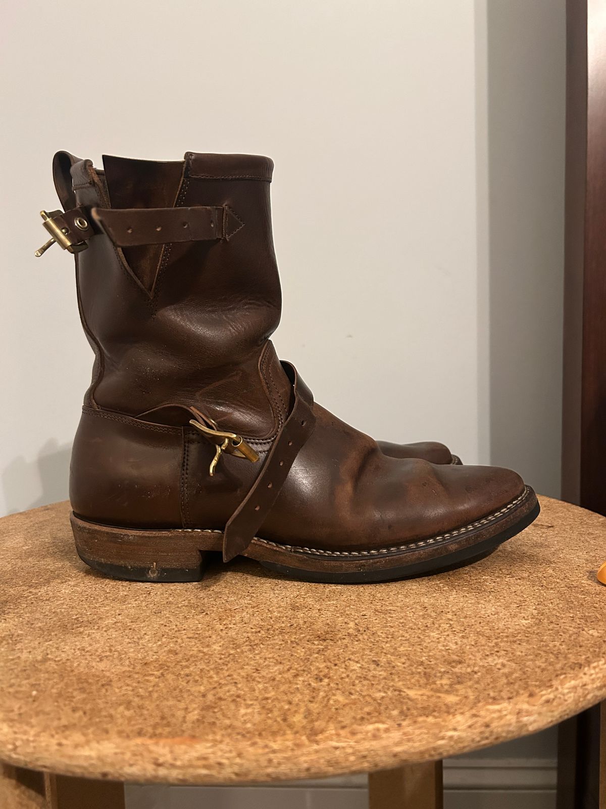 Photo by Daniel.S.Latham on March 6, 2025 of the Viberg Engineer in Horween Brown Chromexcel Horsebutt.