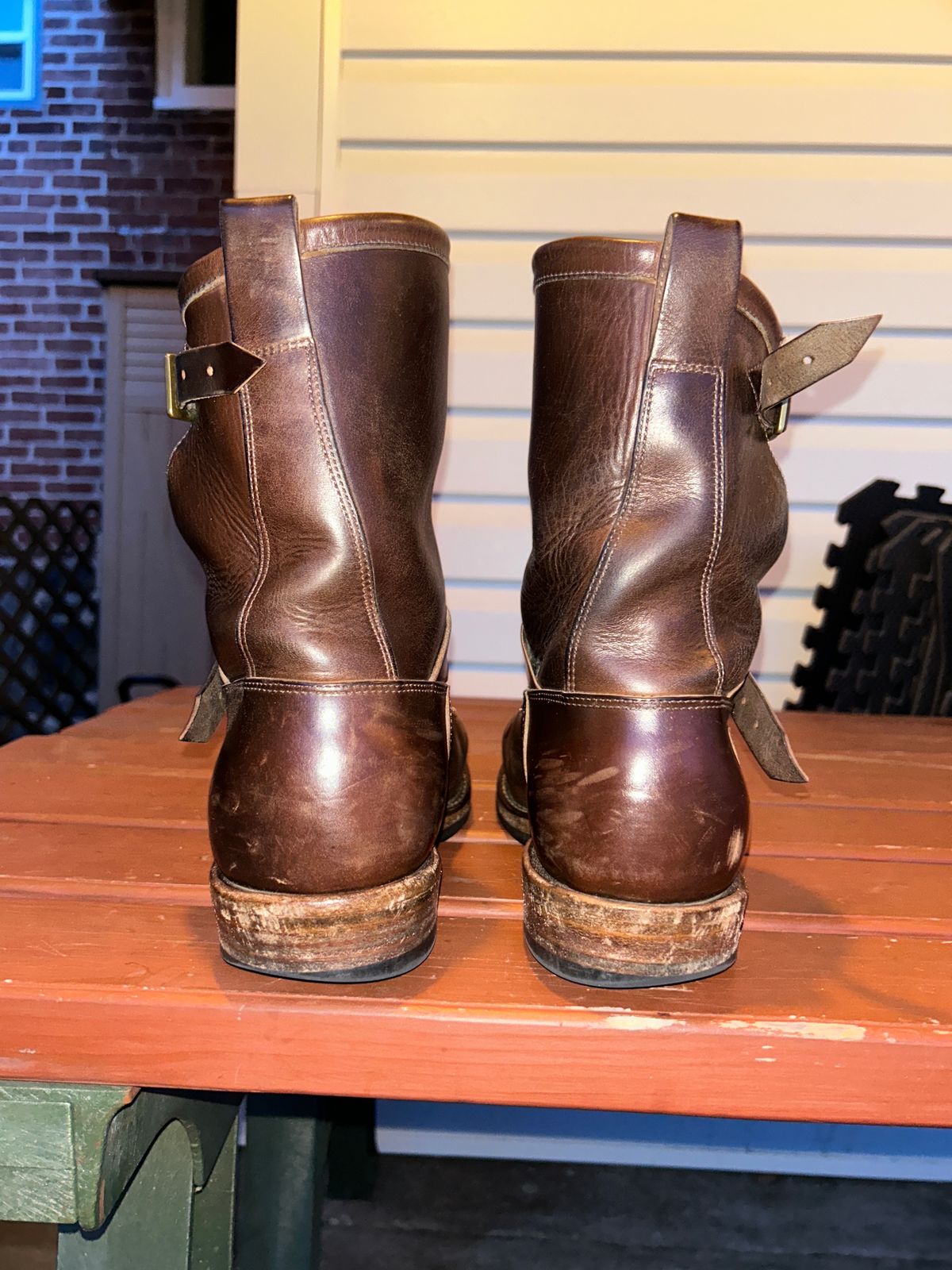 Photo by Daniel.S.Latham on April 5, 2025 of the Viberg Engineer in Horween Brown Chromexcel Horsebutt.
