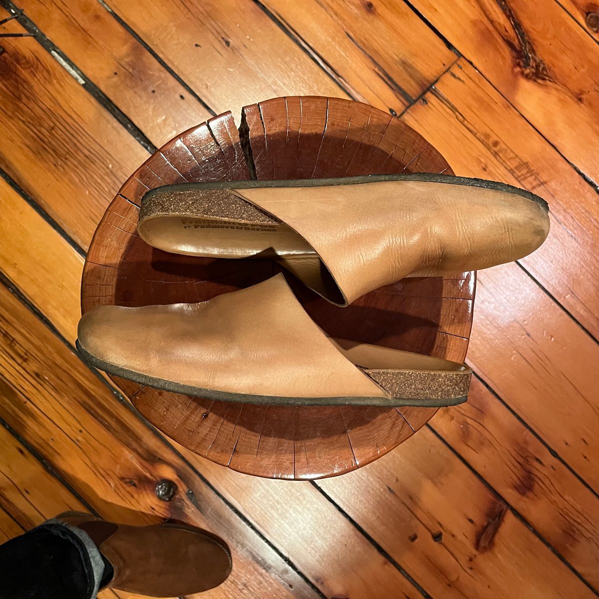 Photo by clarkbars on January 5, 2025 of the Padmore & Barnes Slides in Unknown Natural Veg Tan.