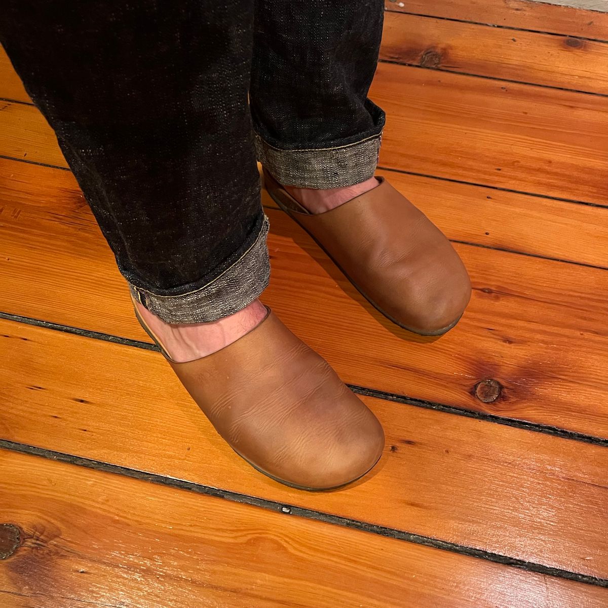 Photo by clarkbars on March 5, 2025 of the Padmore & Barnes Slides in Unknown Natural Veg Tan.