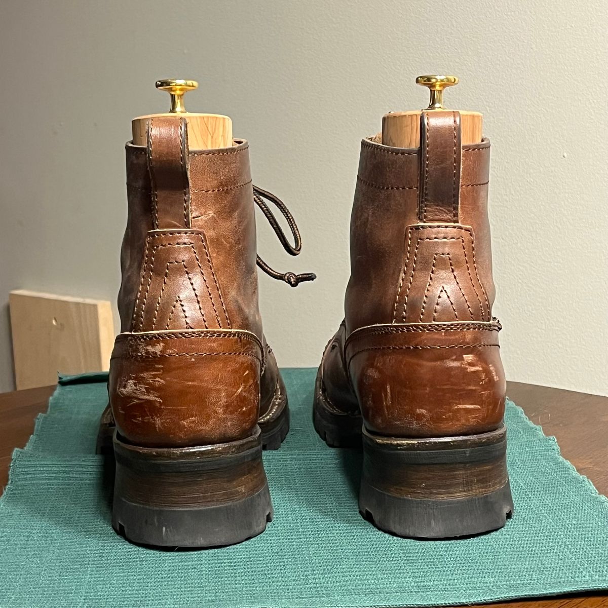 Photo by clarkbars on January 4, 2026 of the Thursday Challenger in Maryam Toscanello TPR Horsebutt.