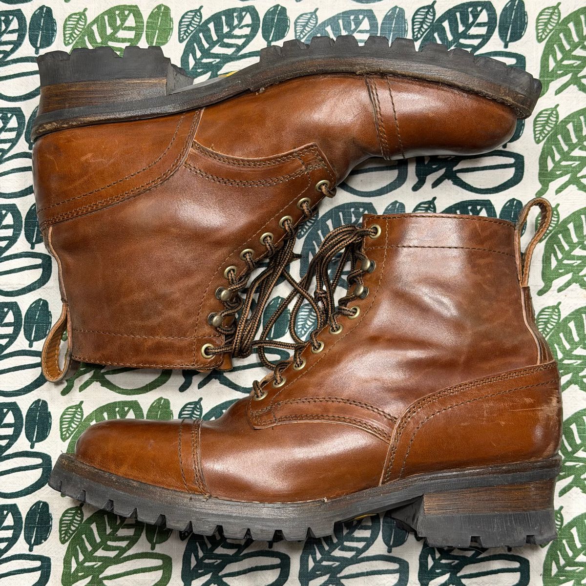 Photo by clarkbars on March 4, 2026 of the Thursday Challenger in Maryam Toscanello TPR Horsebutt.