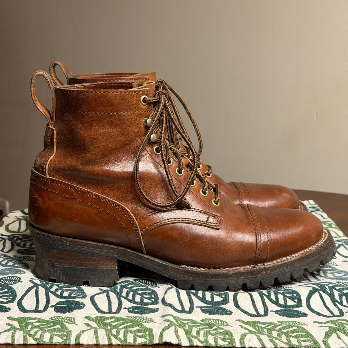 Photo by clarkbars on March 4, 2026 of the Thursday Challenger in Maryam Toscanello TPR Horsebutt.