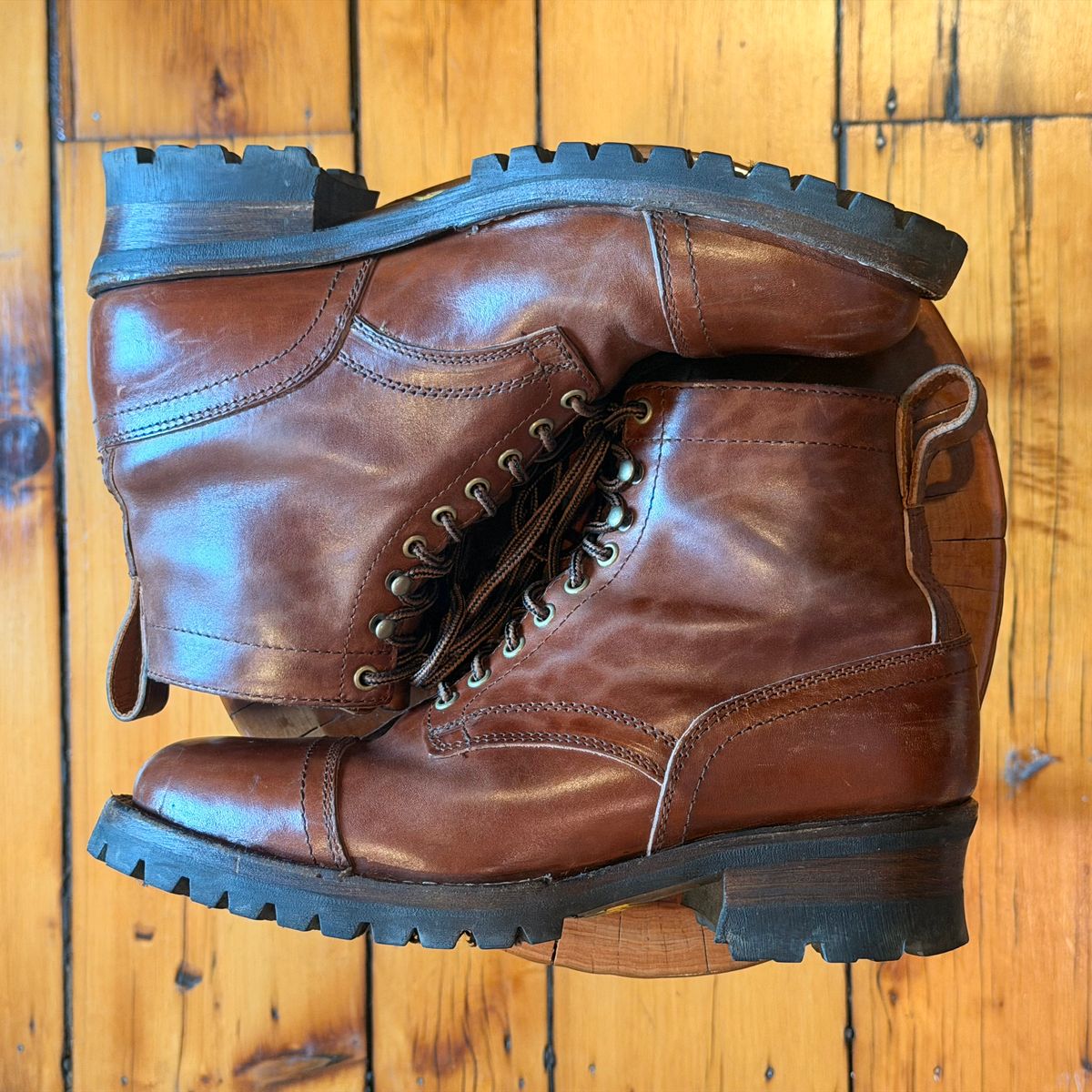 Photo by clarkbars on April 5, 2026 of the Thursday Challenger in Maryam Toscanello TPR Horsebutt.