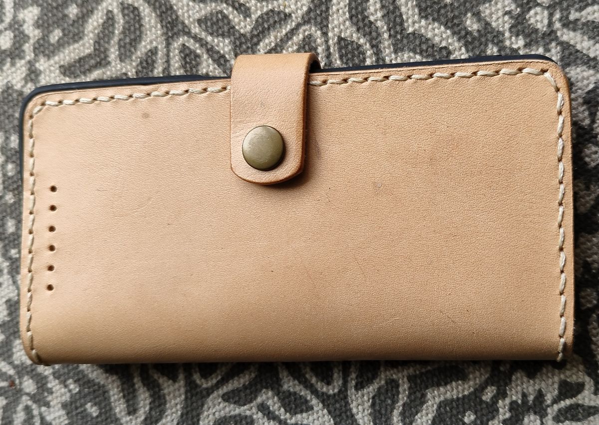 Photo by altobuff on October 2, 2025 of the North Harbour Redmi Note Phone Case With Flip Cover in Unknown Natural Veg Tan.