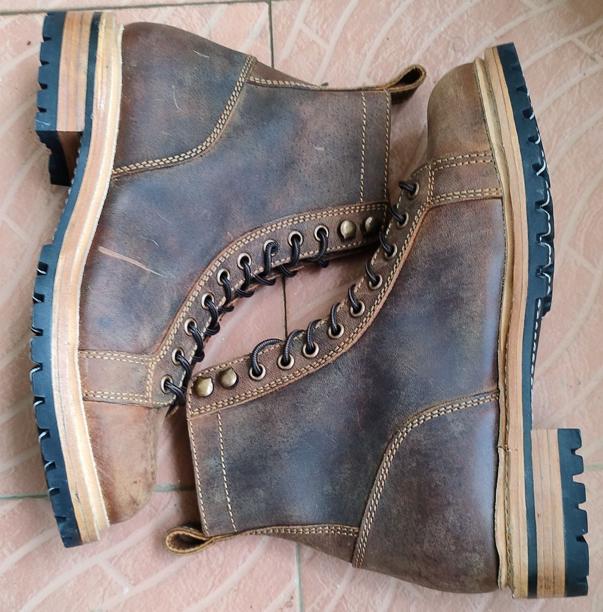 Photo by altobuff on October 2, 2025 of the Craft & Glory Monkey Explorer Boots in Vintage Tan Full Grain Buffalo Leather.