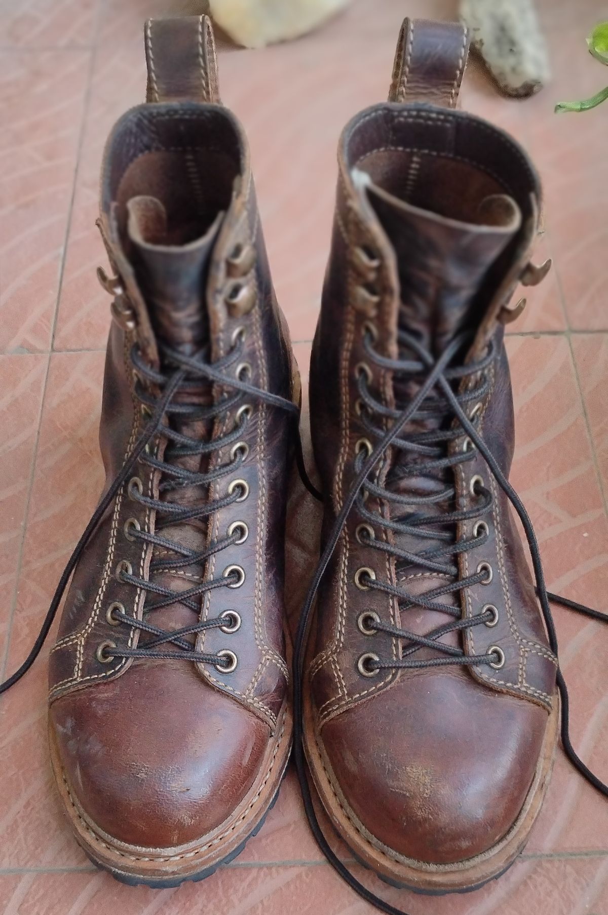 Photo by altobuff on January 5, 2026 of the Craft & Glory Monkey Explorer Boots in Vintage Tan Full Grain Buffalo Leather.