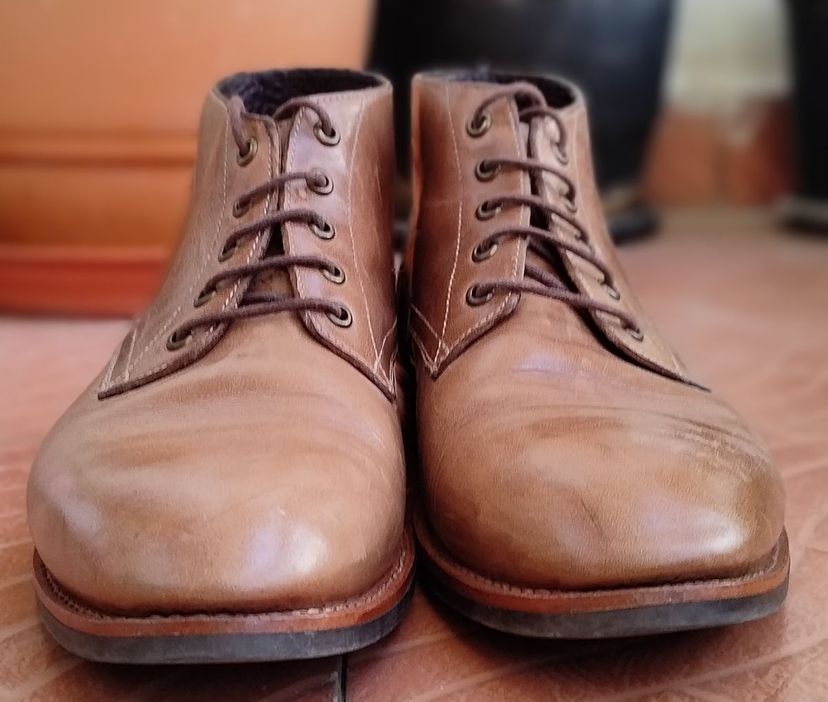 Photo by altobuff on January 2, 2024 of the Blkbrd Shoemaker Walburg 5-Eyelet Chukka Boot in Horween Natural Chromexcel.