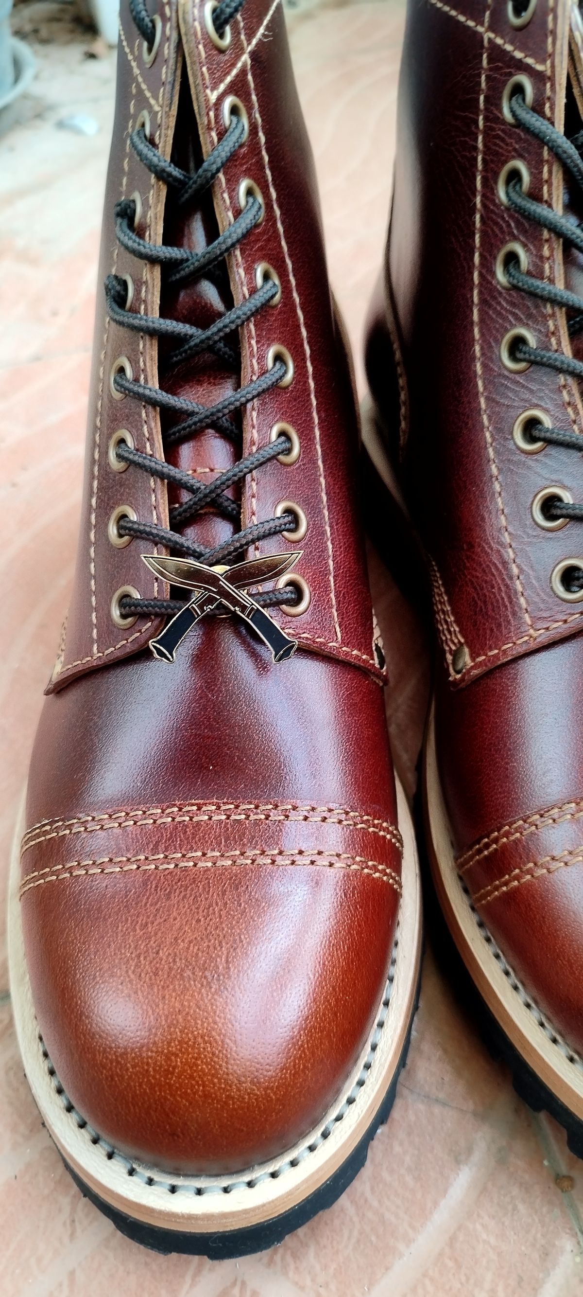 Photo by altobuff on March 31, 2025 of the Craft & Glory Gurkha Boots in Full Grain Buffalo Leather Saddle Tan.