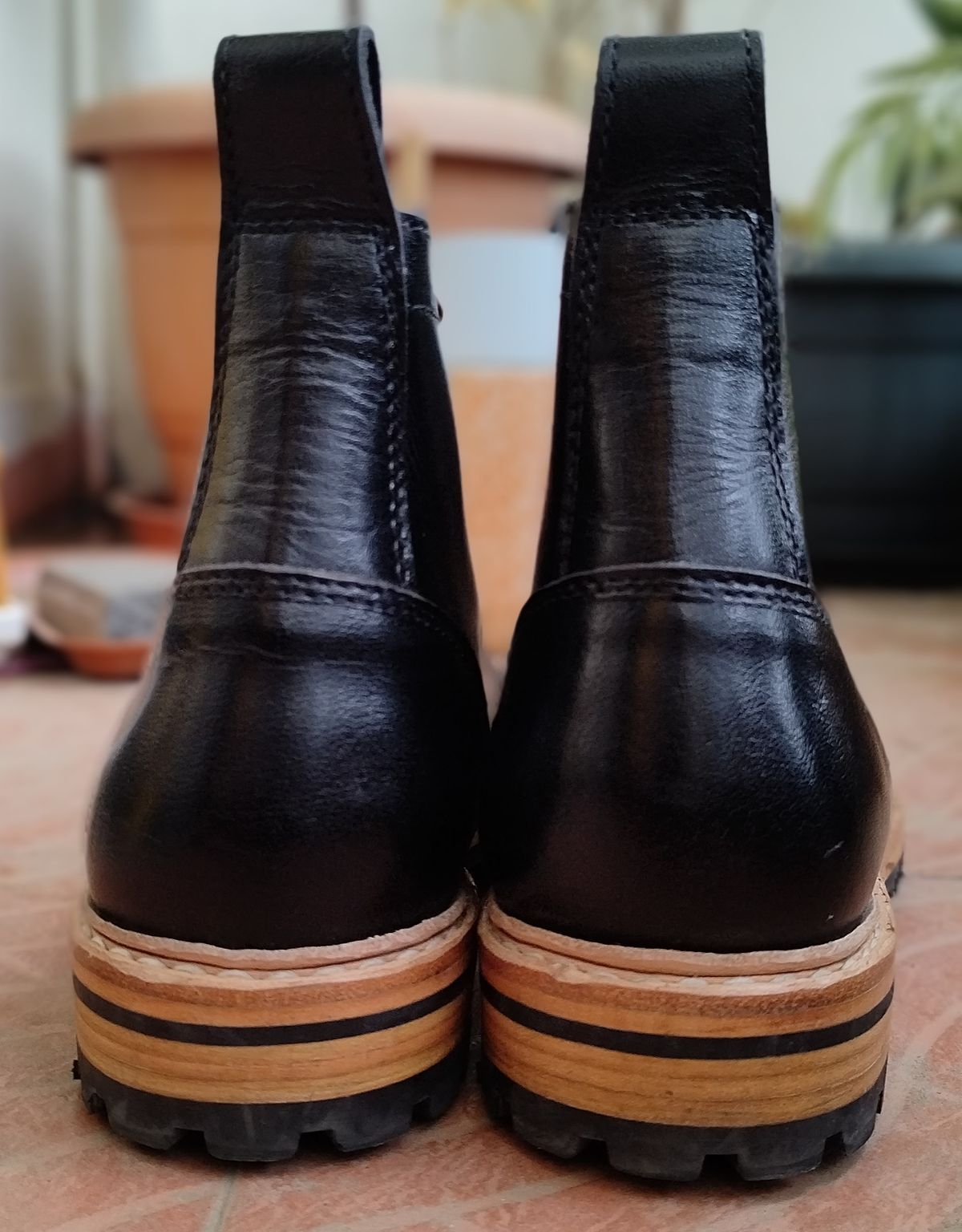 Photo by altobuff on October 3, 2024 of the Craft & Glory Monkey Explorer Boots in Raven Black Buffalo Leathee.