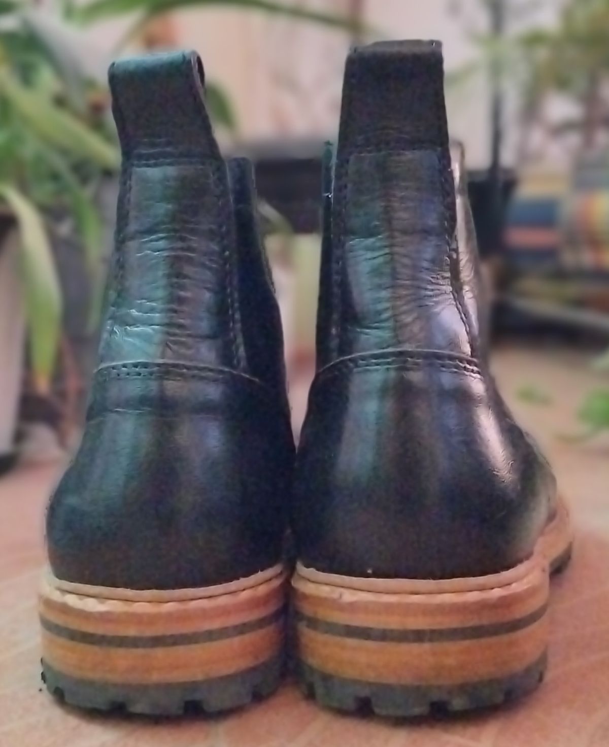 Photo by altobuff on February 4, 2025 of the Craft & Glory Monkey Explorer Boots in Raven Black Buffalo Leathee.