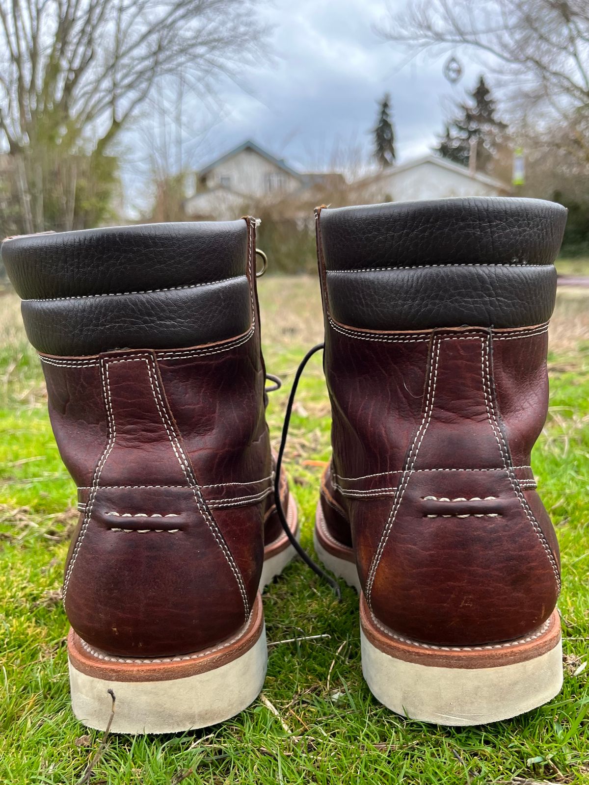 Photo by daftdonald on January 6, 2023 of the Grant Stone Field Boot in Seidel Walnut Bison.