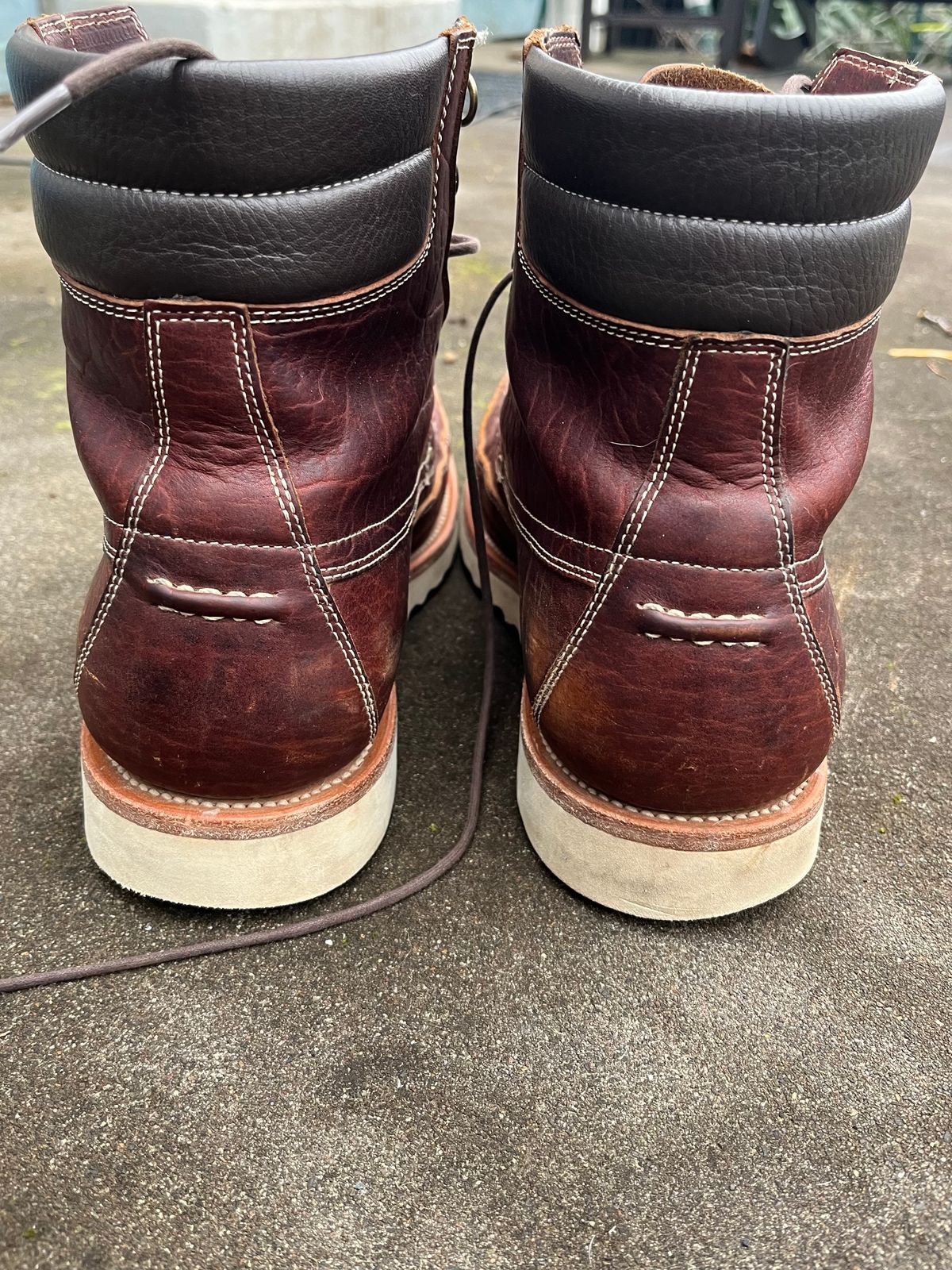 Photo by daftdonald on February 6, 2023 of the Grant Stone Field Boot in Seidel Walnut Bison.