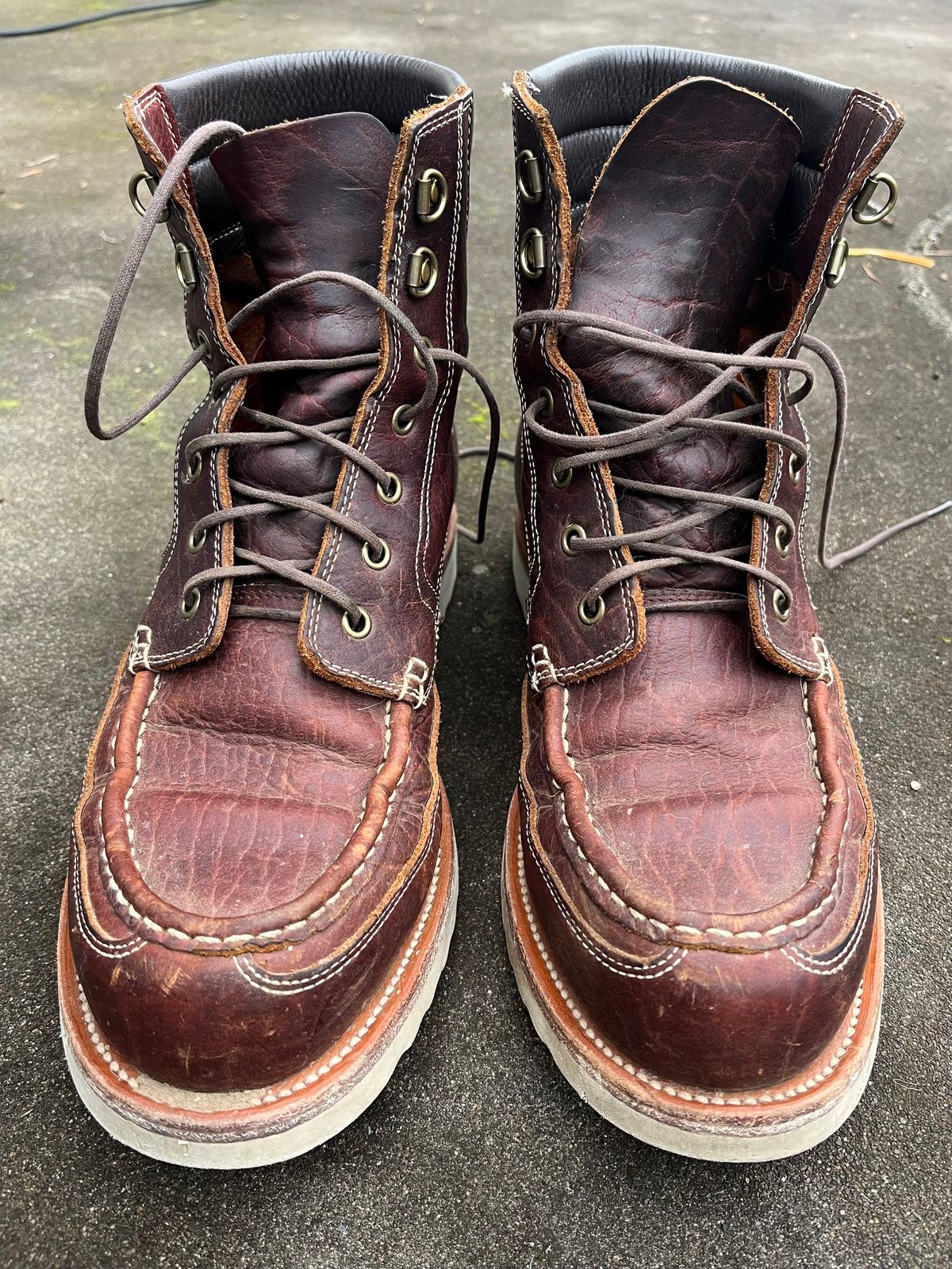 Photo by daftdonald on February 6, 2023 of the Grant Stone Field Boot in Seidel Walnut Bison.