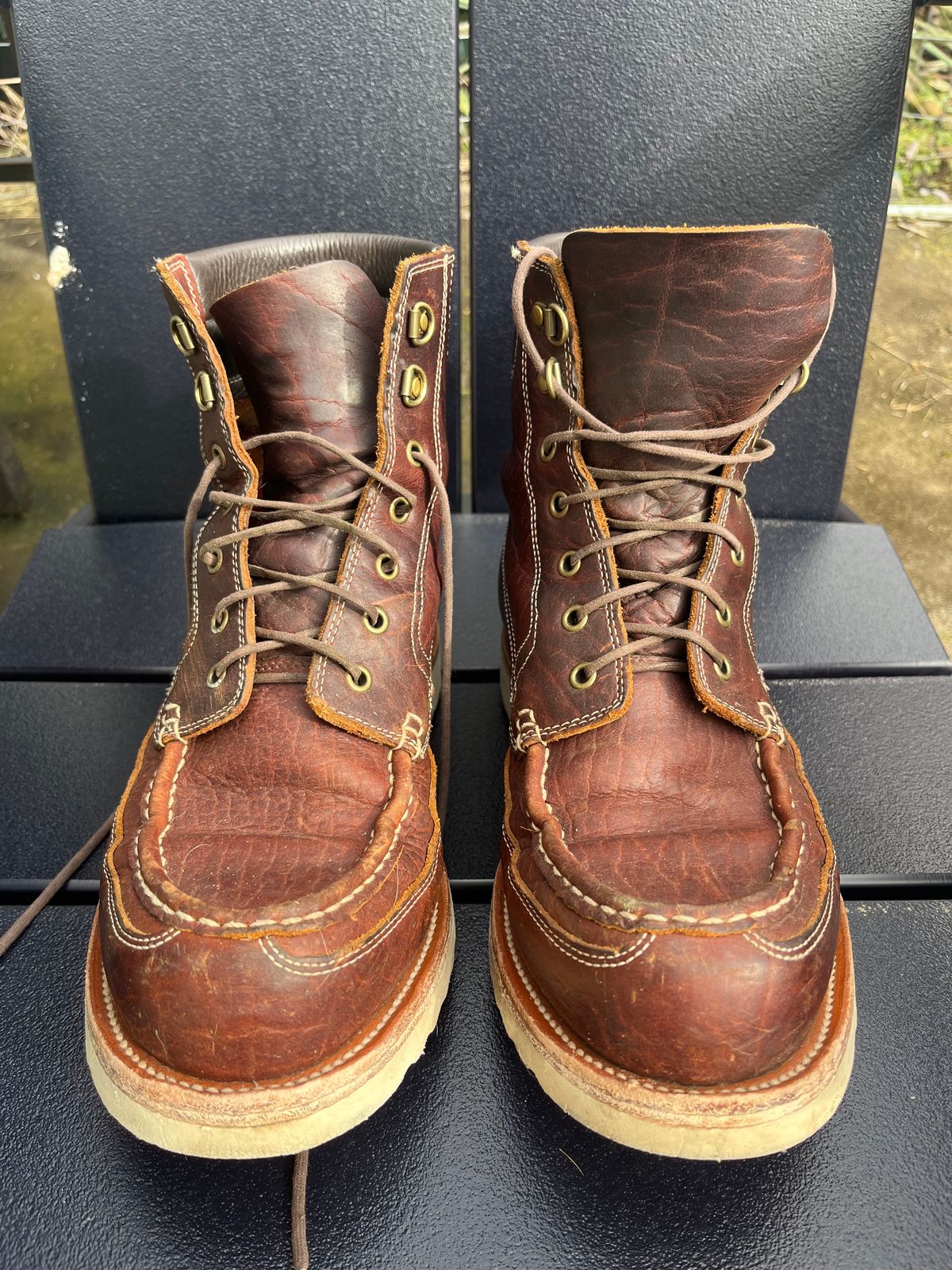 Photo by daftdonald on March 6, 2023 of the Grant Stone Field Boot in Seidel Walnut Bison.