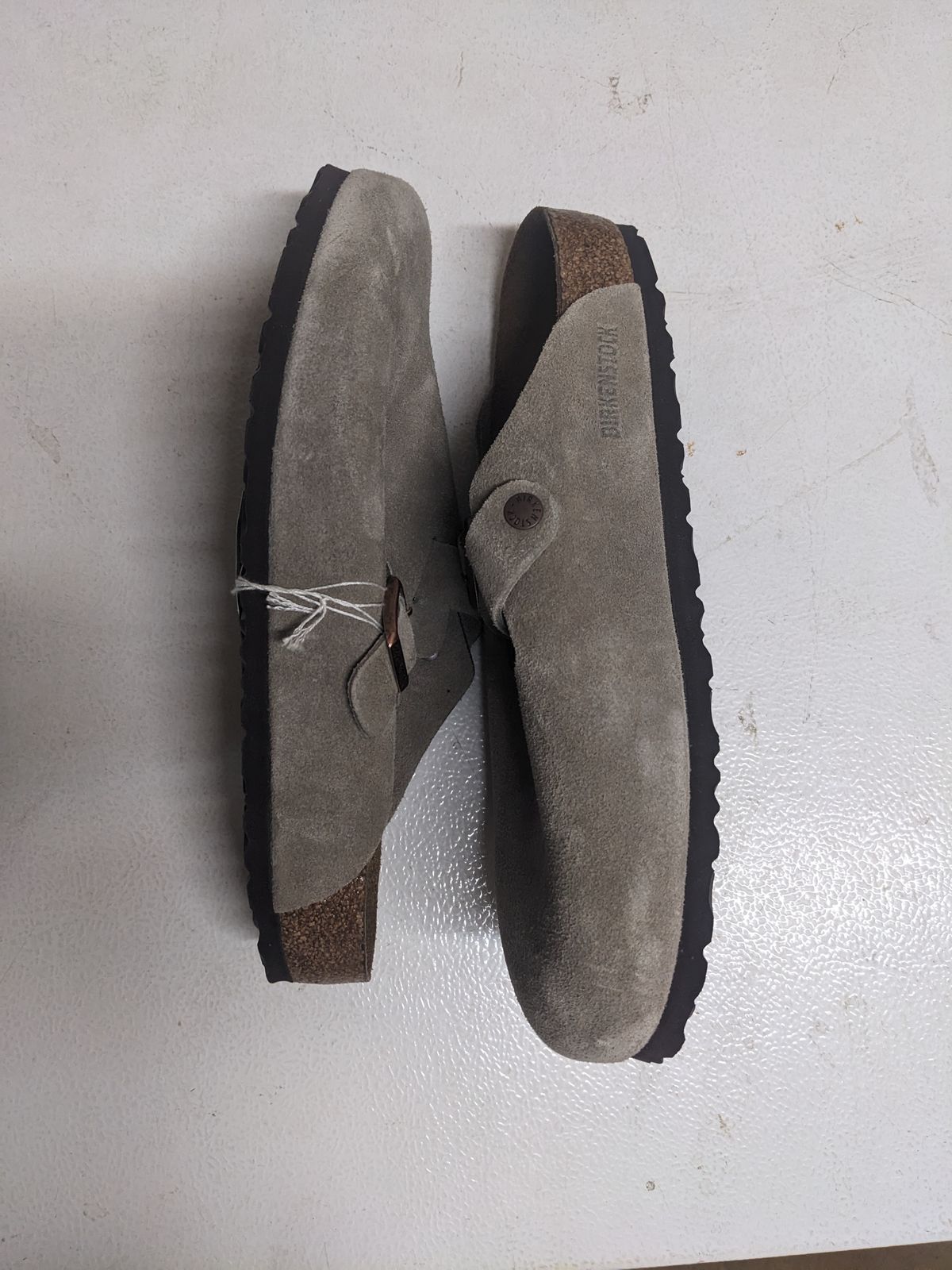 Photo by Lazy_Spread on November 2, 2023 of the Birkenstock Boston in Taupe Suede.