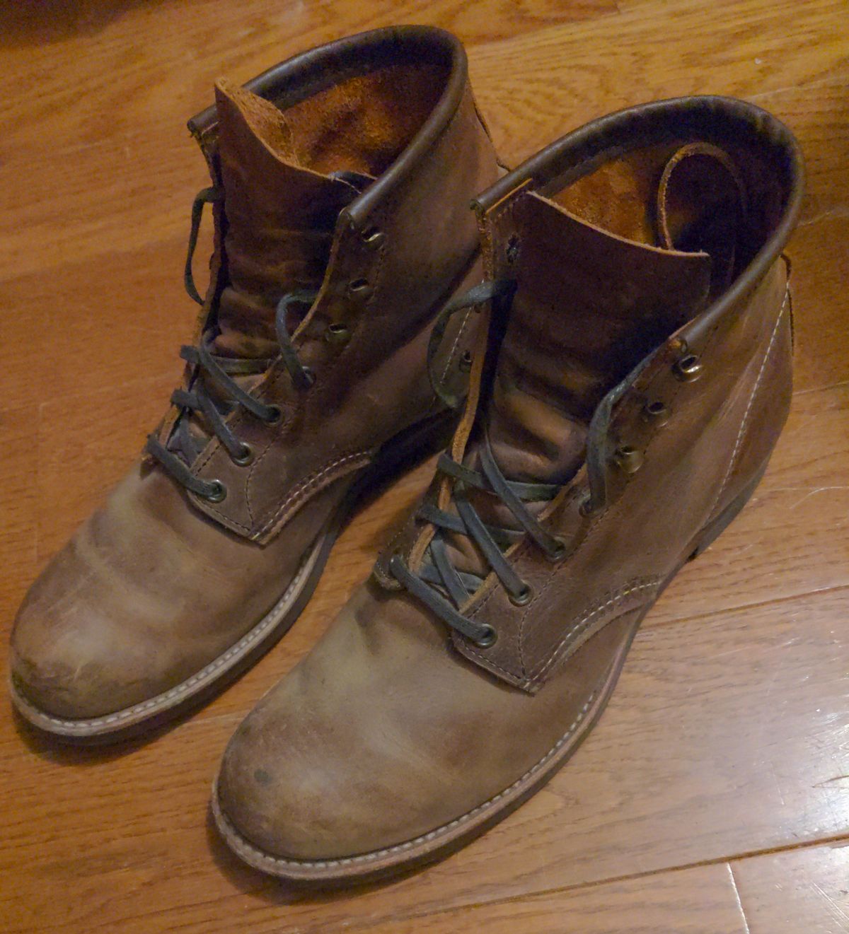 Photo by Lazy_Spread on October 28, 2022 of the Red Wing Blacksmith in S.B. Foot Copper Rough and Tough.