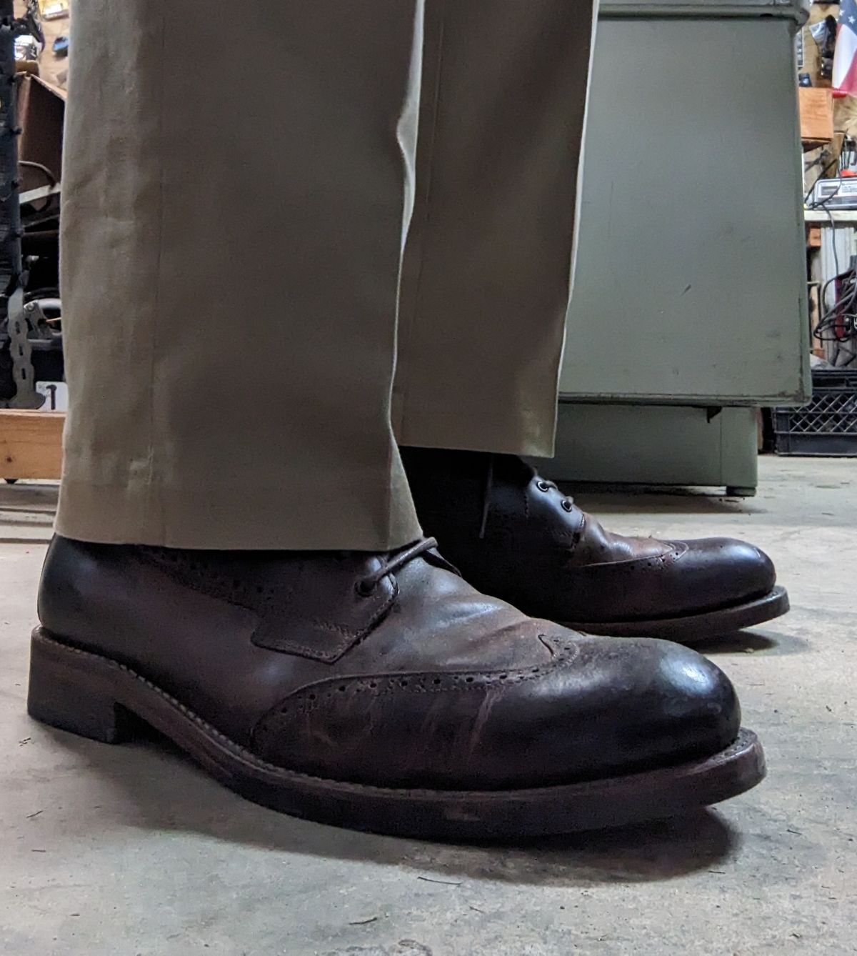 Photo by Lazy_Spread on January 12, 2023 of the Wolverine Harwell Chukka in Unknown Leather.