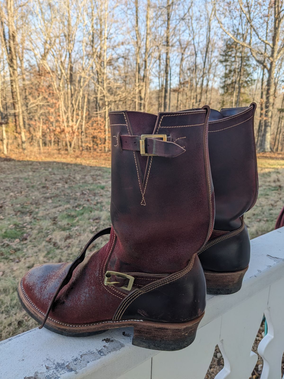 Photo by Lazy_Spread on January 4, 2024 of the Unsung U 22-2 Engineer Boot in Horween Burgundy Workshoe Butt Roughout.