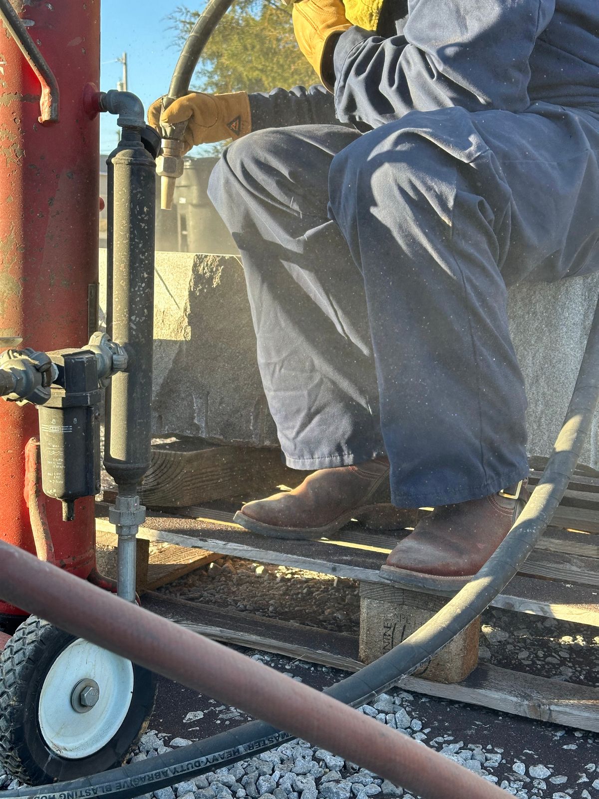 Photo by Lazy_Spread on February 13, 2024 of the Unsung U 22-2 Engineer Boot in Horween Burgundy Workshoe Butt Roughout.