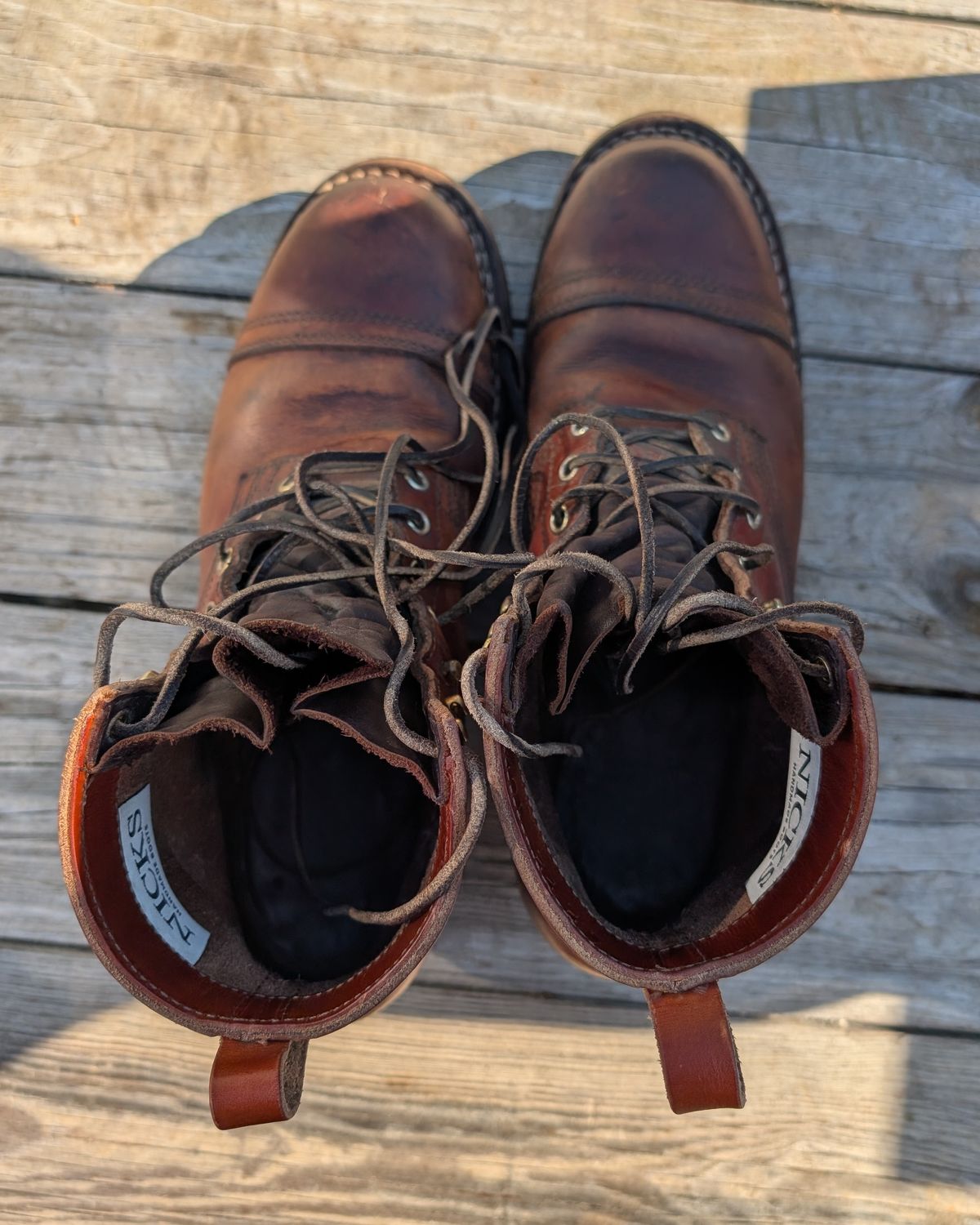 Photo by Lazy_Spread on January 4, 2026 of the Nicks MTO in Wickett & Craig Tan Oiled Latigo.