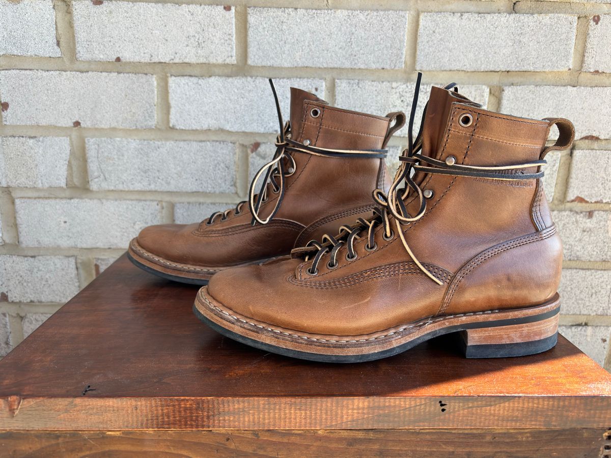 Photo by babblingboots on November 5, 2023 of the White's 350 Cutter in Horween Natural Chromexcel.