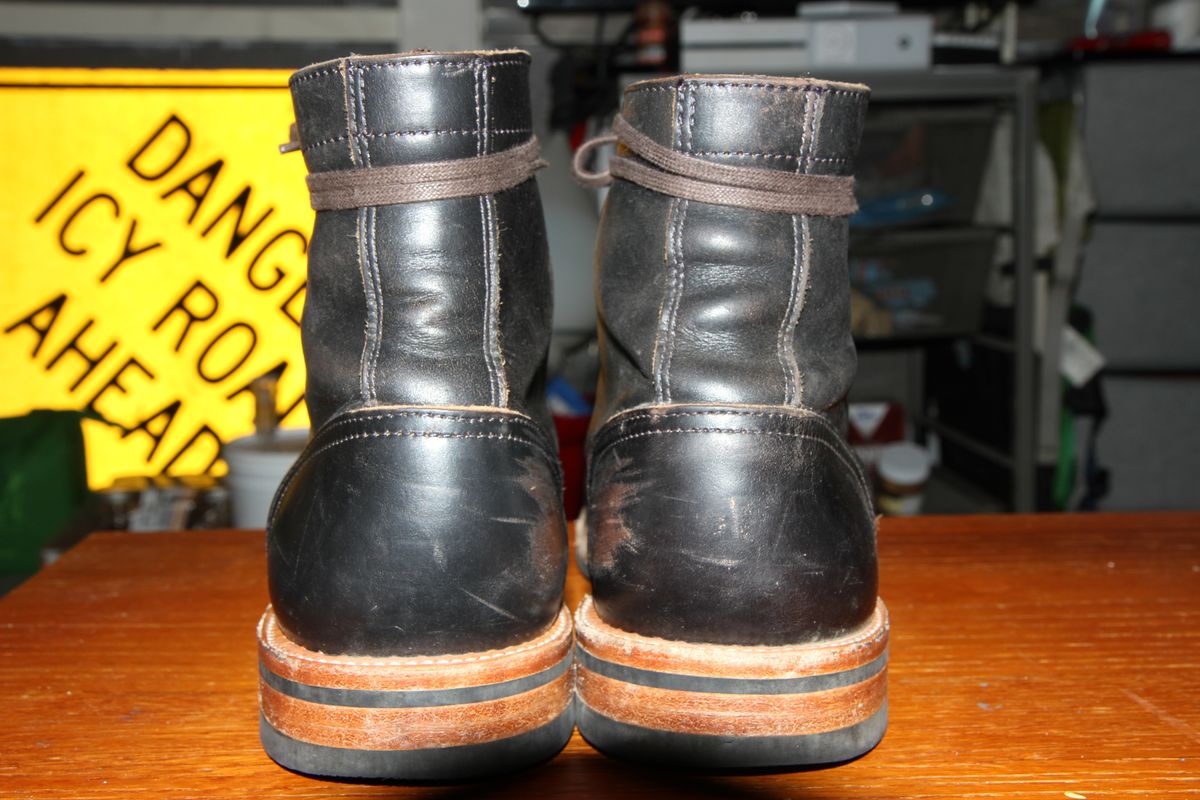 Photo by foot.siebitch on November 6, 2022 of the Oak Street Bootmakers Trench Boot in Horween Black Chromexcel.